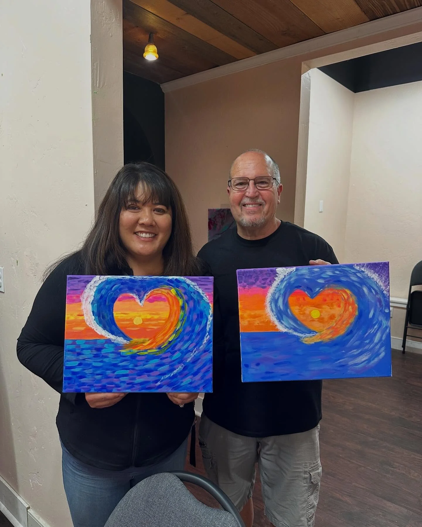 Kevin and I picking up new skills from the wonderful @isabelleverona. You have to try one of her classes.

#art #goals #abstract #acrylic