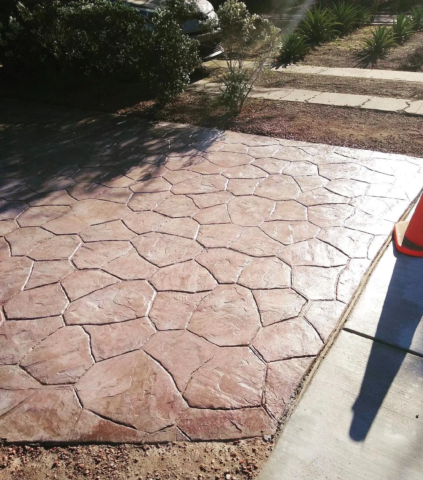 Stamped concrete driveways are becoming more popular and it&rsquo;s no question why. Who prefers stamped concrete over pavers?
.
.
.
#residentialdesign #residentialconstruction #concreteformwork #stampedconcrete #phoenixarizona #contractorsofinstagra