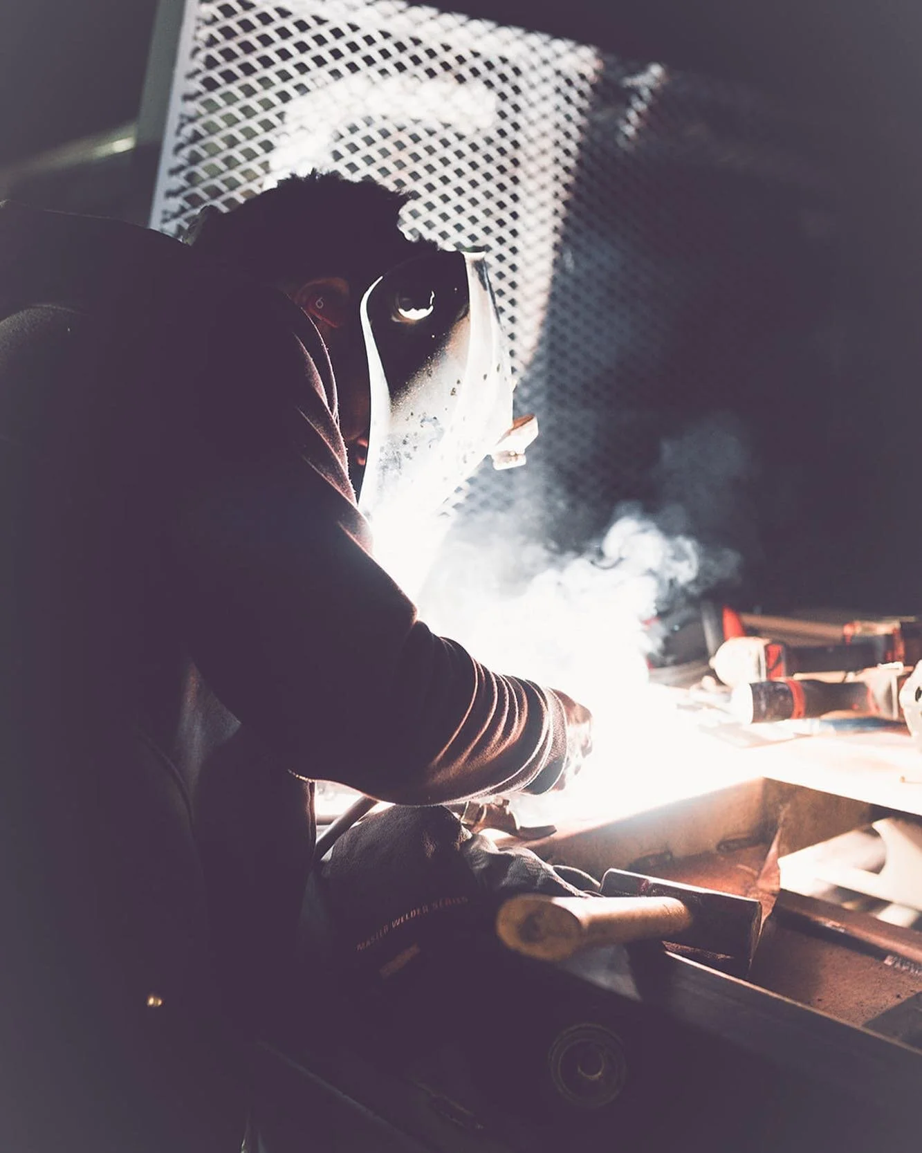 How many of you work past dark to finish a job? Contractors are committed people who aren&rsquo;t afraid to work.
.
.
.
#agc #associatedgeneralcontractors #construction #constructionlife #welding #milwakeetools #milwakee #steelfabrication #phoenix #a