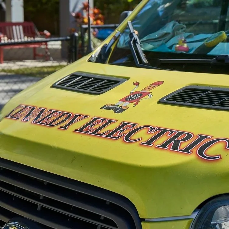 2-Prong Vs. 3-Prong Outlets: Why You Should Upgrade