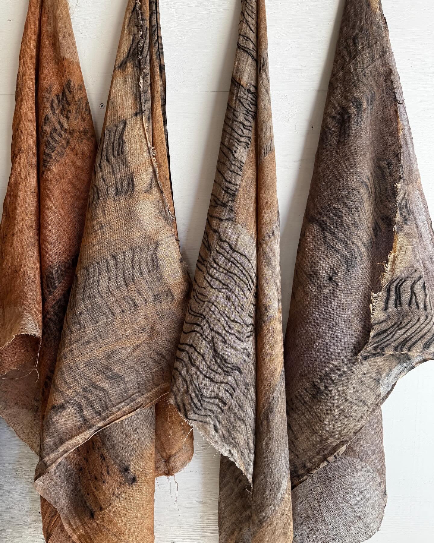 Marked by nature ~ all natural colour on natural linen. Fragments lovingly crafted to adorn the home. Over the moon to share that my work will be available @newcastleartgalleryaustralia shop, which will be reopening its doors from this coming Friday 