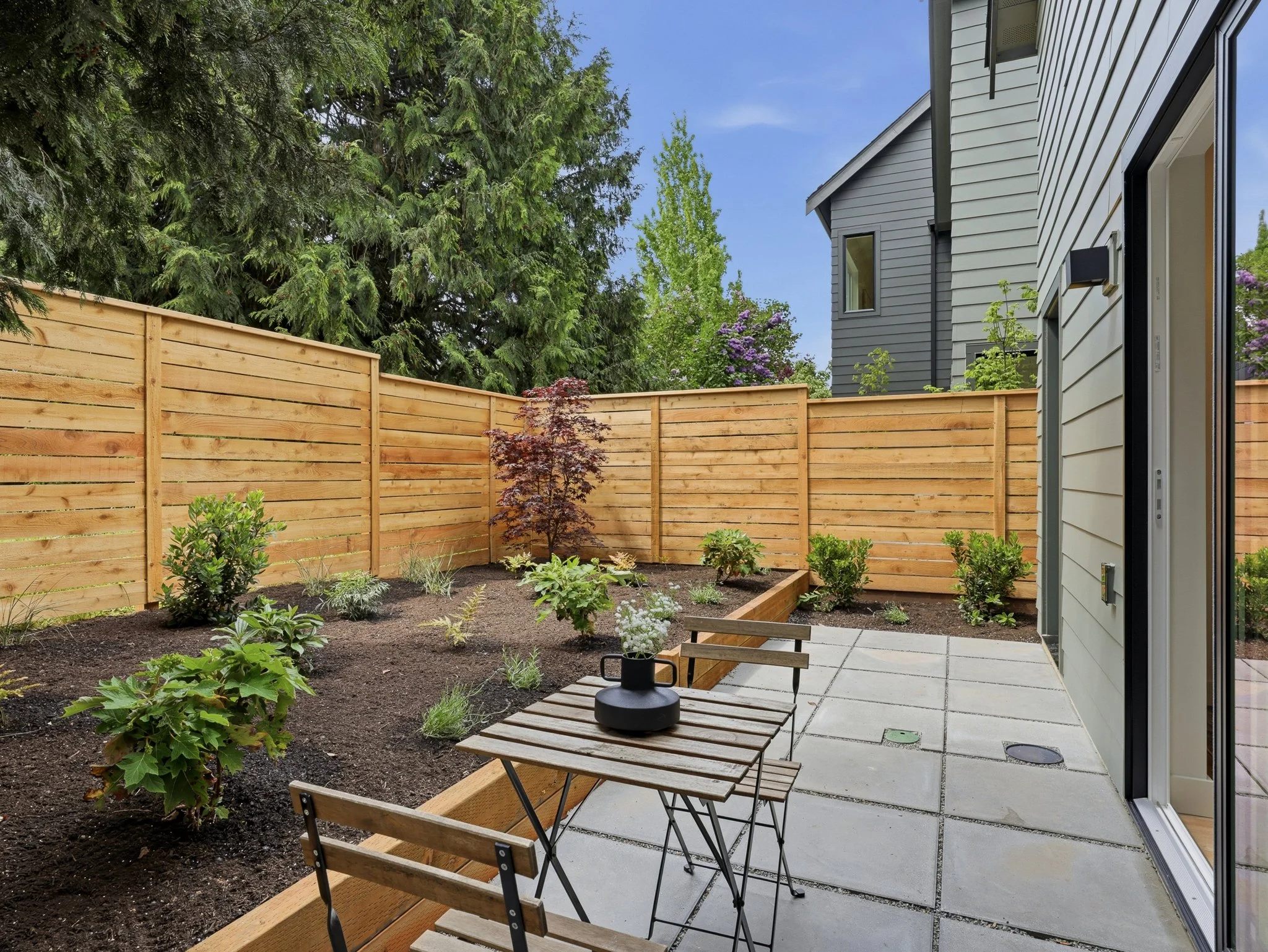 Yard-2.jpg