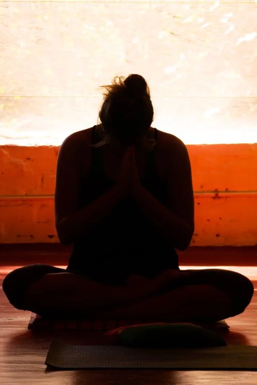 Sukhasana Hatha yoga Entre Mel et Toi