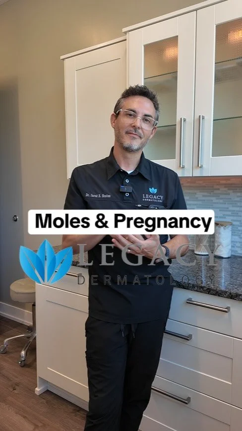 ✨ Pregnancy comes with many changes—including how you care for your skin. In this video, we’ll break down safe skin care practices during pregnancy, what ingredients to avoid, and how to keep your skin healthy through each trimester.
We&
