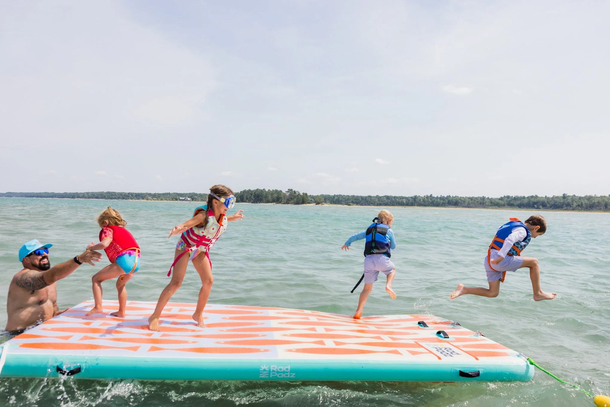 radpadzsummerlifestylesession2025web-17.jpg