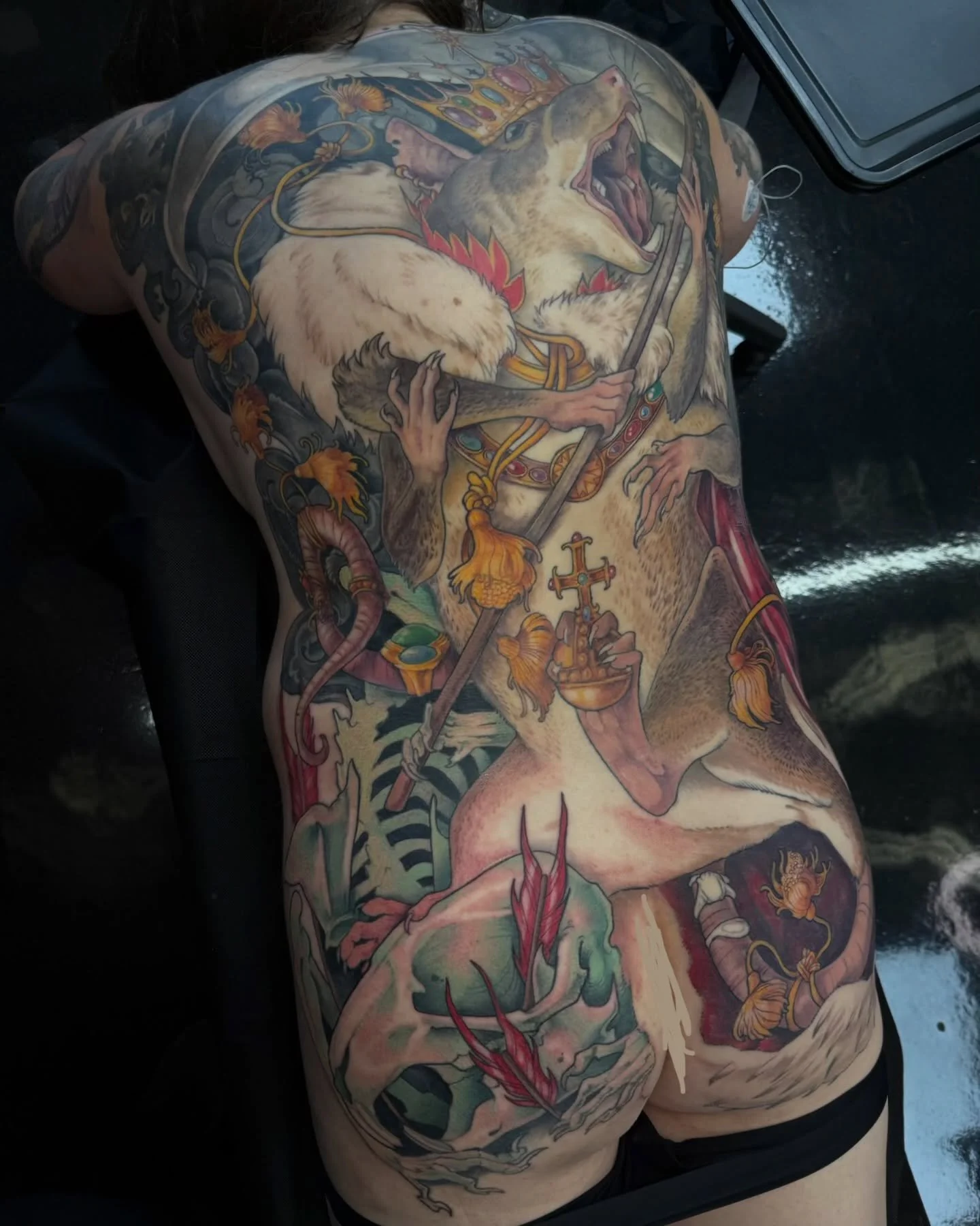 very close to done on my first backpiece here, just one session left to fill in gaps &amp; do a last look at everything 🐀👑💀 #backpiece #tattoo #ratking #rat #illustrativetattoo