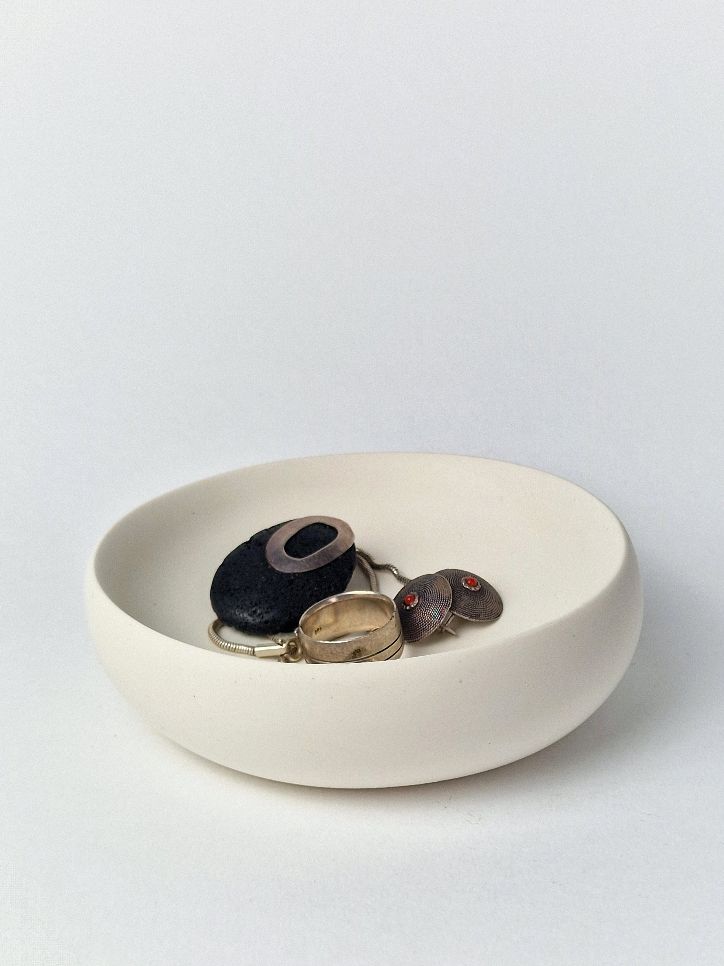 trinket bowl cream 4.jpg
