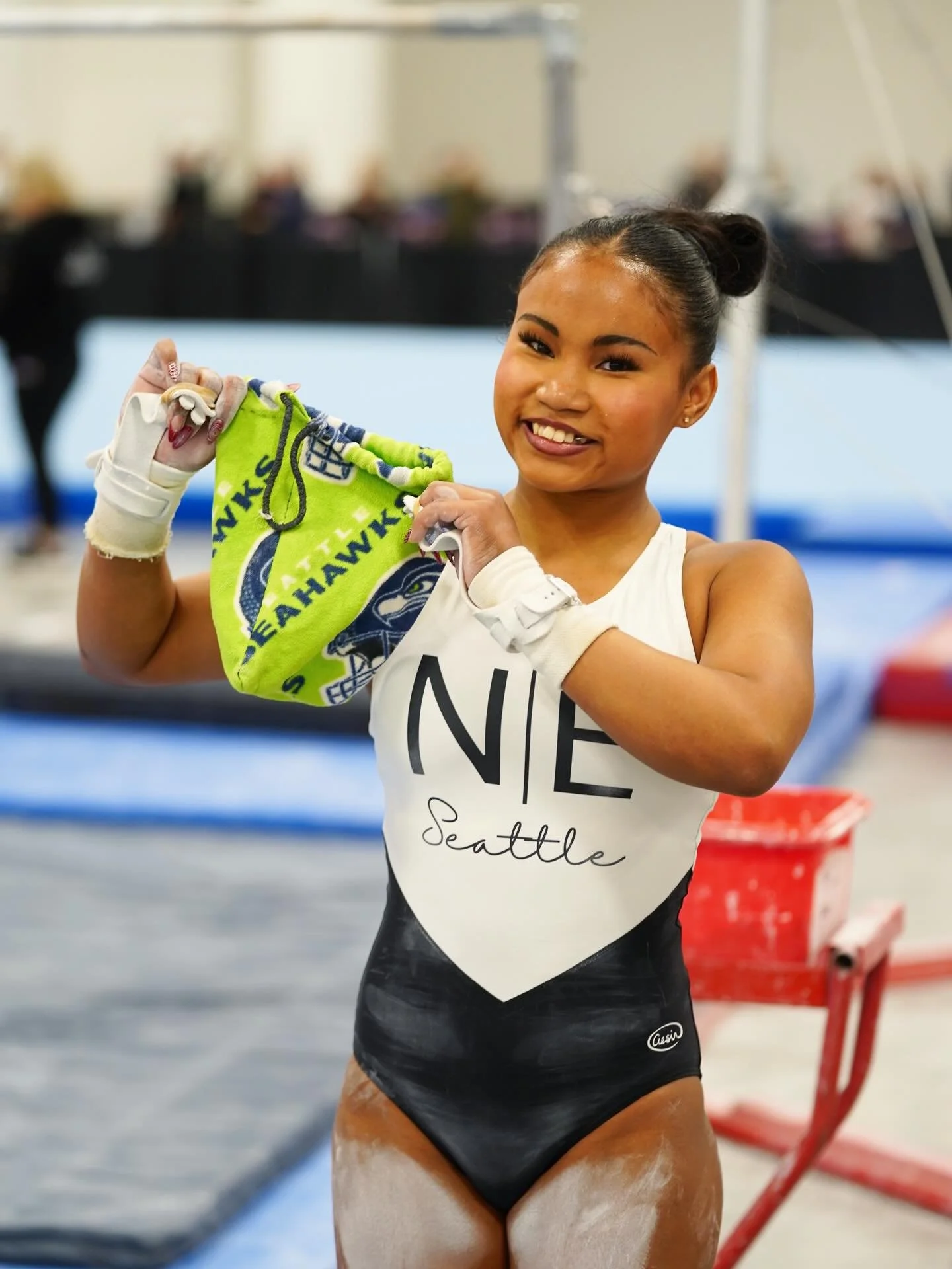 We will be SEATED for the Seahawks x Bad Bunny show tonight! Let&rsquo;s go SEAAATTTTTTLLLEEEEEEE!💚💙🏈🐰

@seahawks | #superbowl60