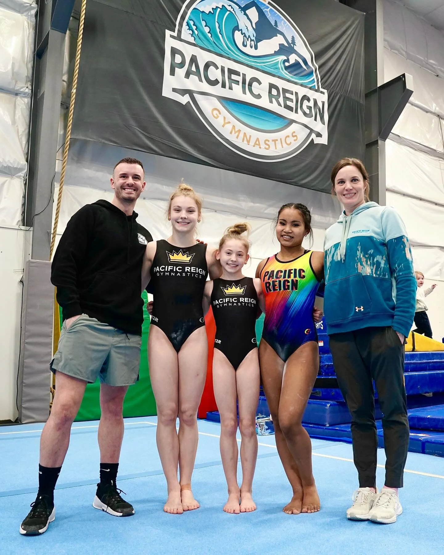 ITALY BOUND 🇮🇹

Addalye, Audrey and Simone have made it to Italy to compete for Team USA at Jesolo Trophy this week! Join us as we cheer them on from the PNW! Go Team USA! 🇺🇸 #Train2Reign👑 

@addalye 
@audreyv2032 
@simonerosegymnast_