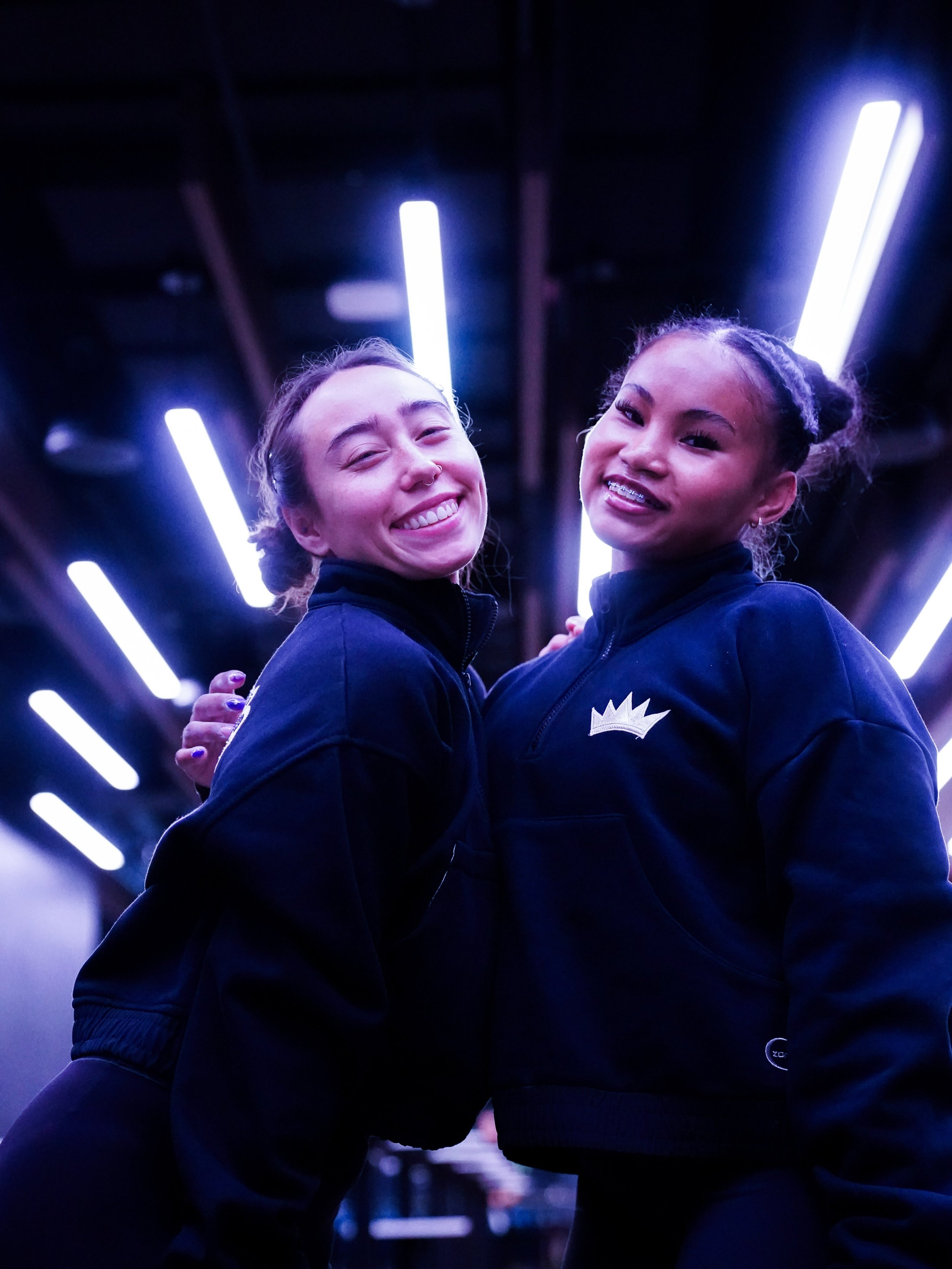 Senior Session starts NOW!✨ Tune in LIVE on @peacock!

@katelyn_ohashi 
@simonerosegymnast_

#USClassic | #Train2Reign👑