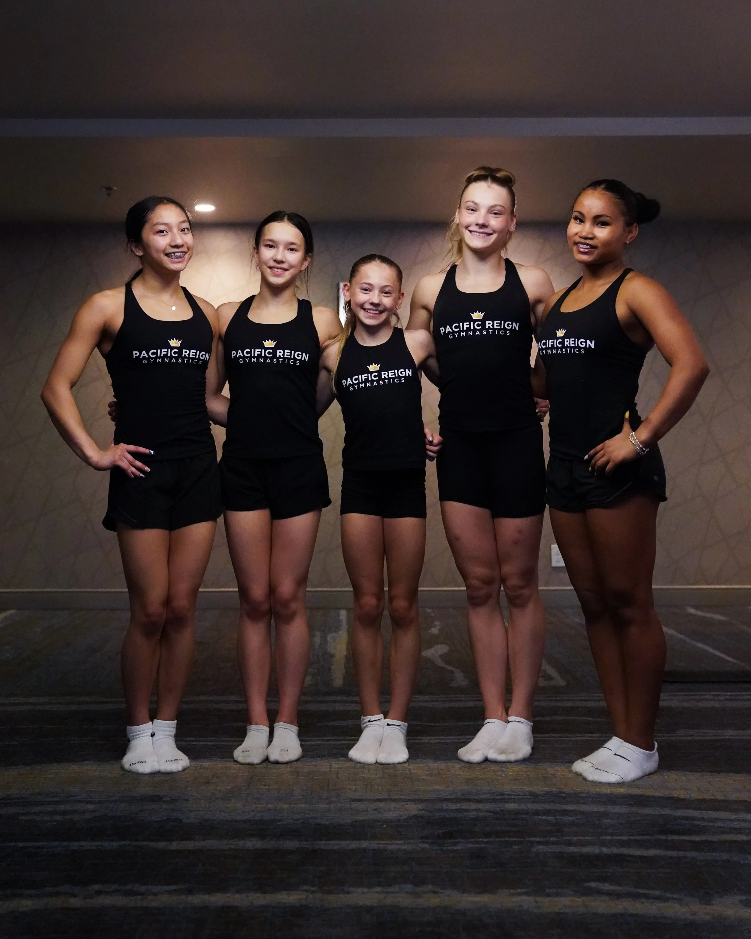 Shook the travel day off with a little hallway training this morning at the hotel. Squad is feeling good ahead of trainings starting this afternoon in Phoenix!💪🏼

#XfinityChamps #Train2Reign👑