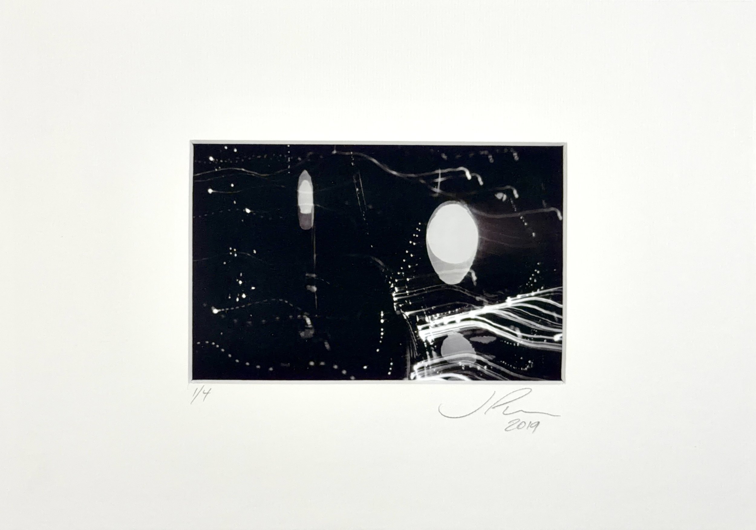 Radial Study With Light And Single Line-1