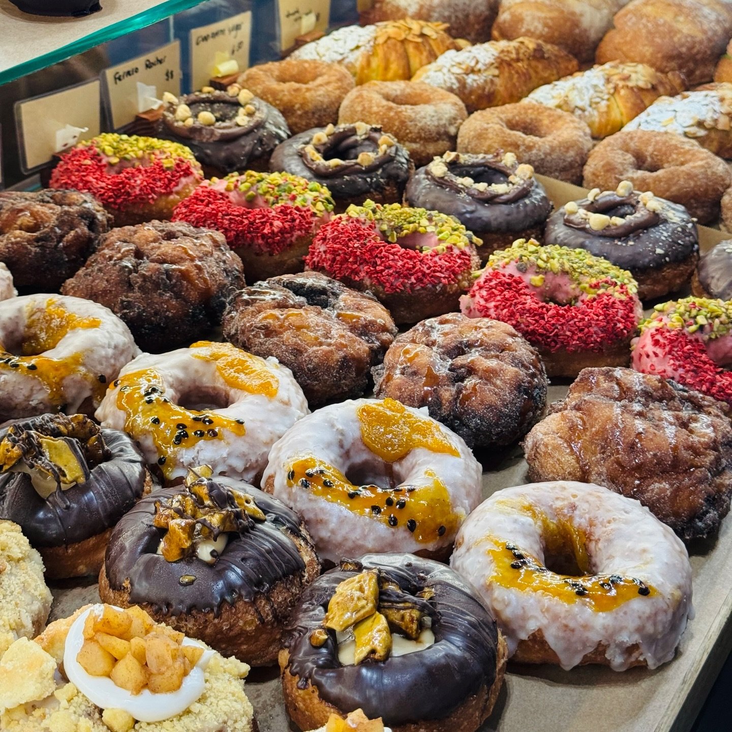 BLACK FRIDAY SALE - 20% OFF VOUCHERS! 💝
From today until midnight Tuesday Dec the 2nd, all vouchers are 20% off! Right on time for the holiday season 🥂✨
Head to www.belenplantbakery.com/vouchers