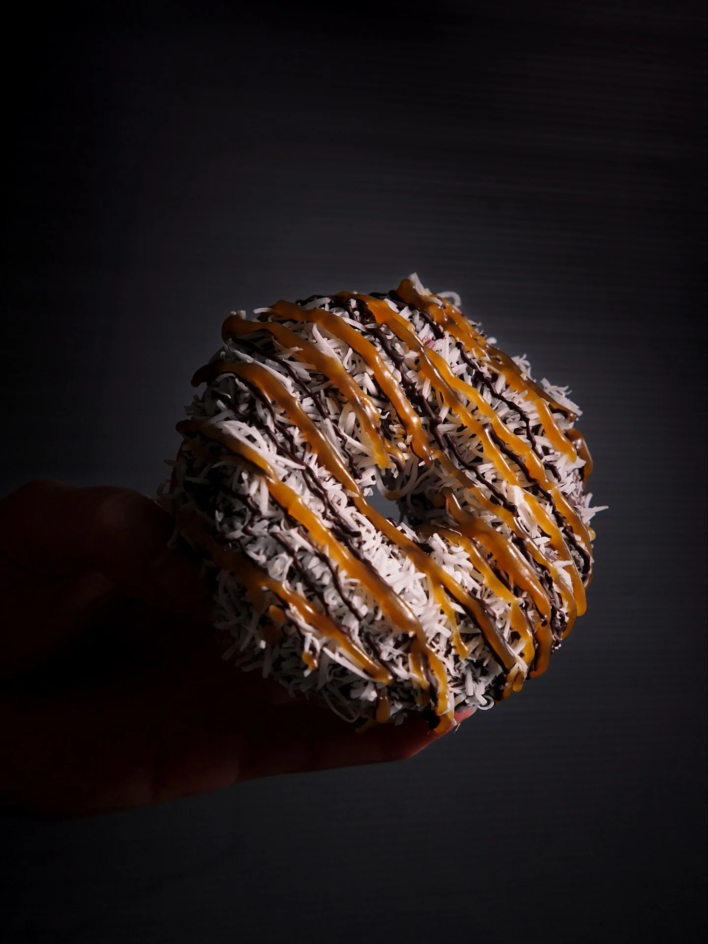NEWBIES 🌼 February donut drop has landed ✨

🍩 Caramel DeLite Ring: coated in Whittaker&rsquo;s chocolate, crunchy coconut, caramel &amp; choc drizzle
🍩 Caramilk Cookie Filled: vanilla glaze, caramel, choc chip cookie, caramel &amp; choc drizzle
🍩