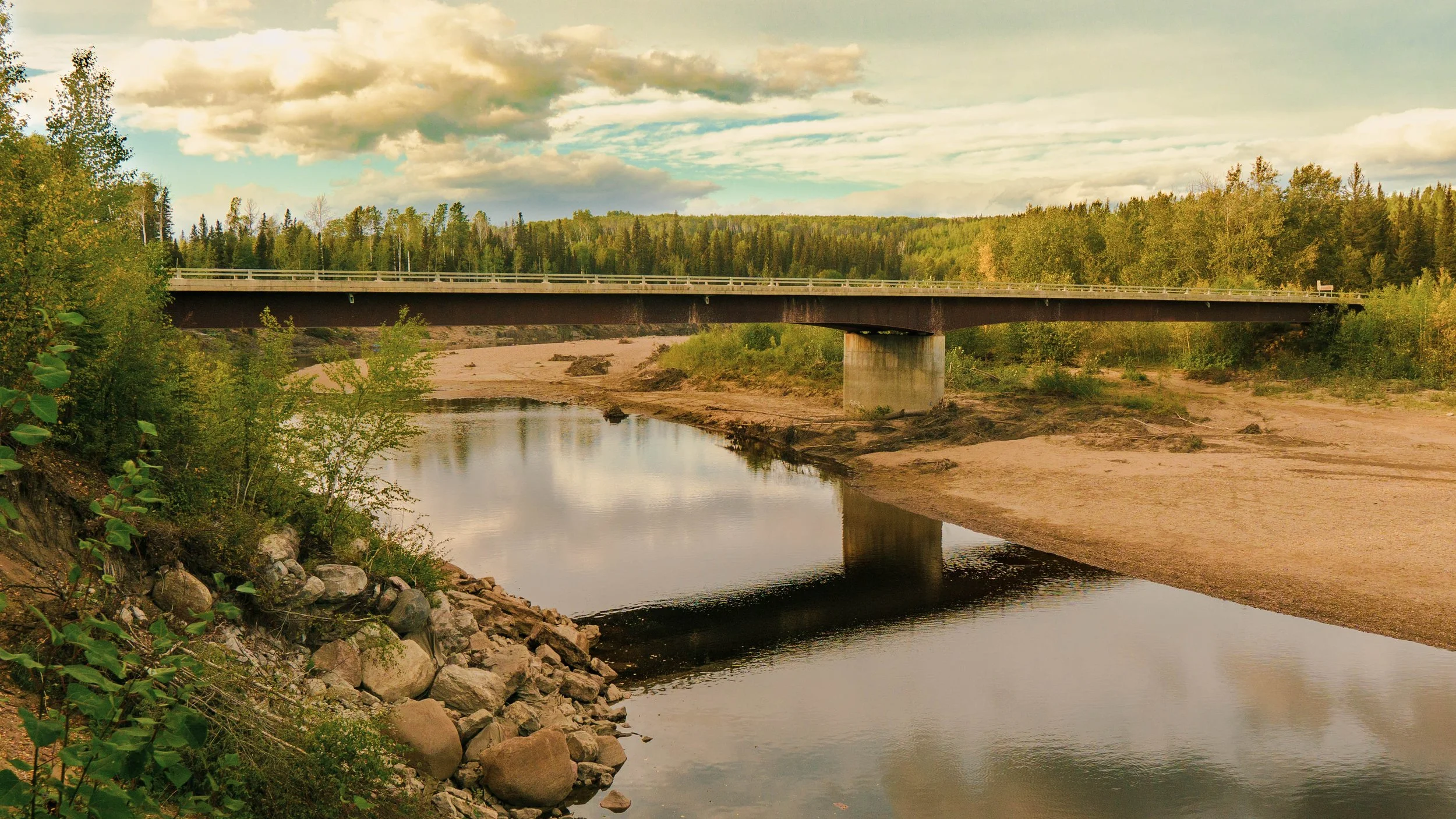Muskeg
 Fort Liard, Canada