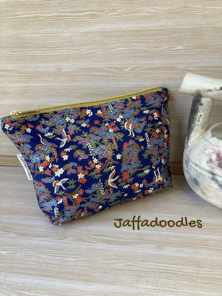 Crane pouch