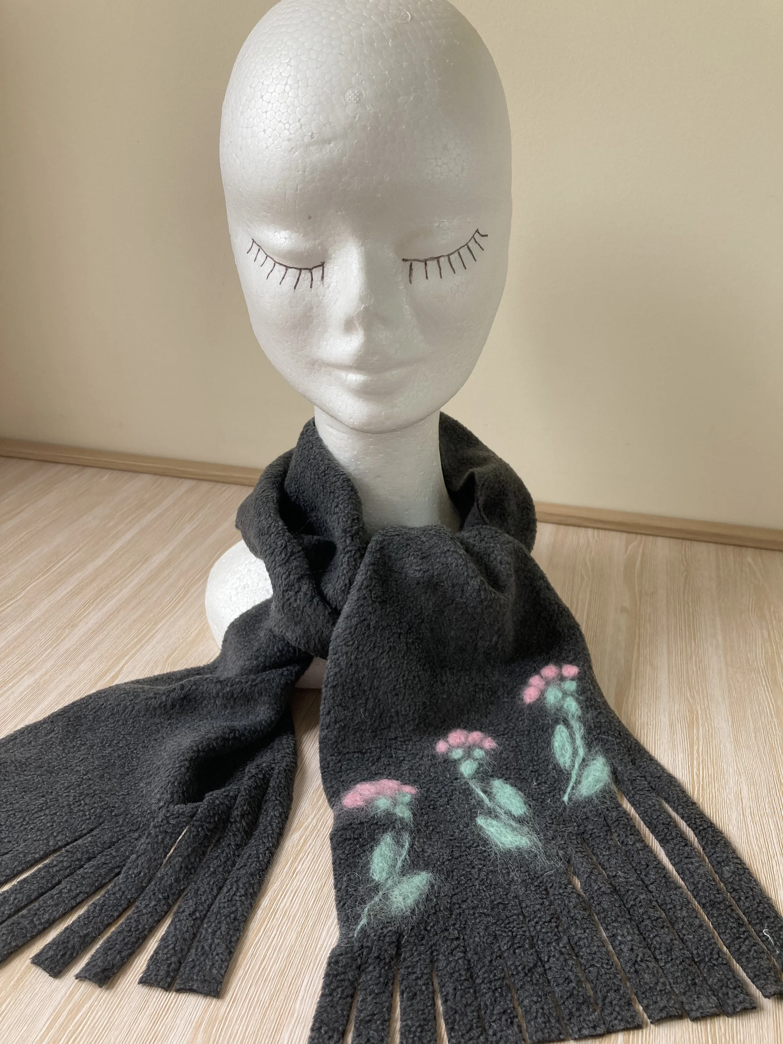 Fleecy grey scarf
