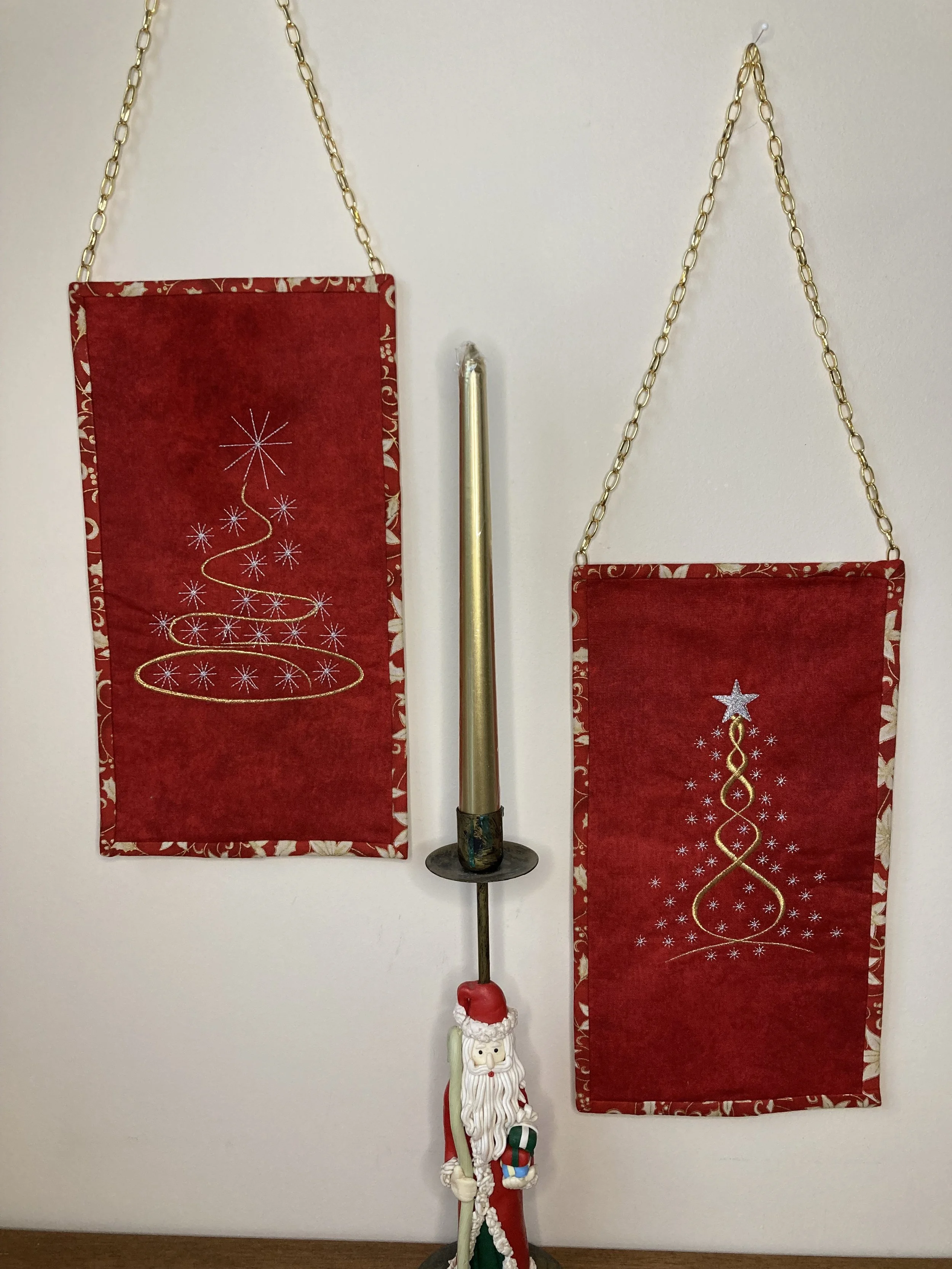 Christmas wall hangings set.