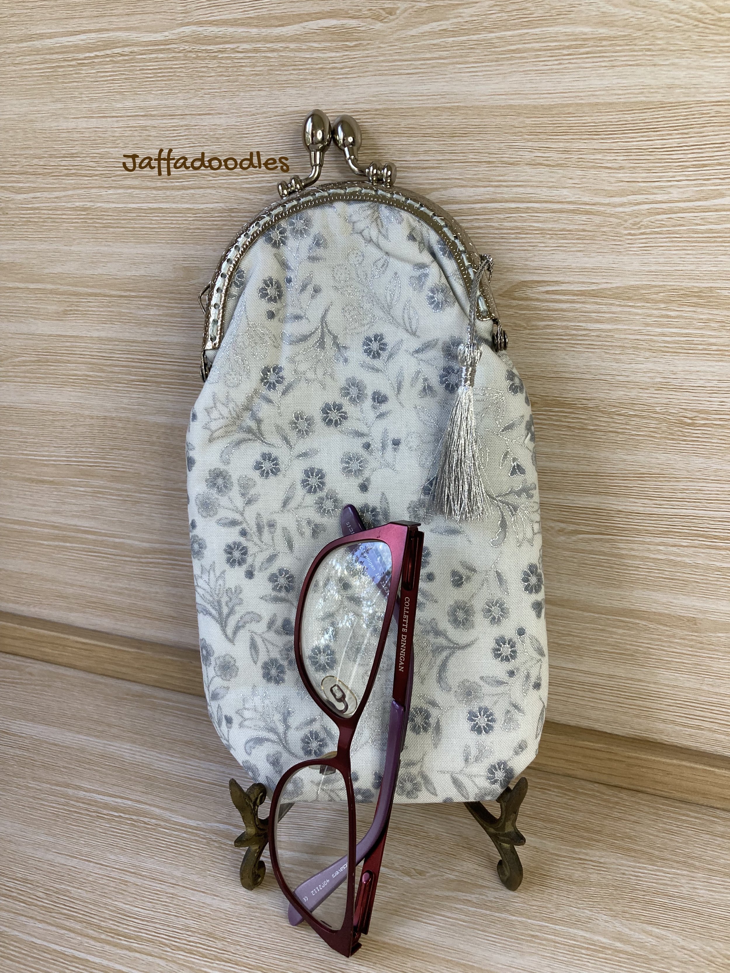 Melba glasses case.