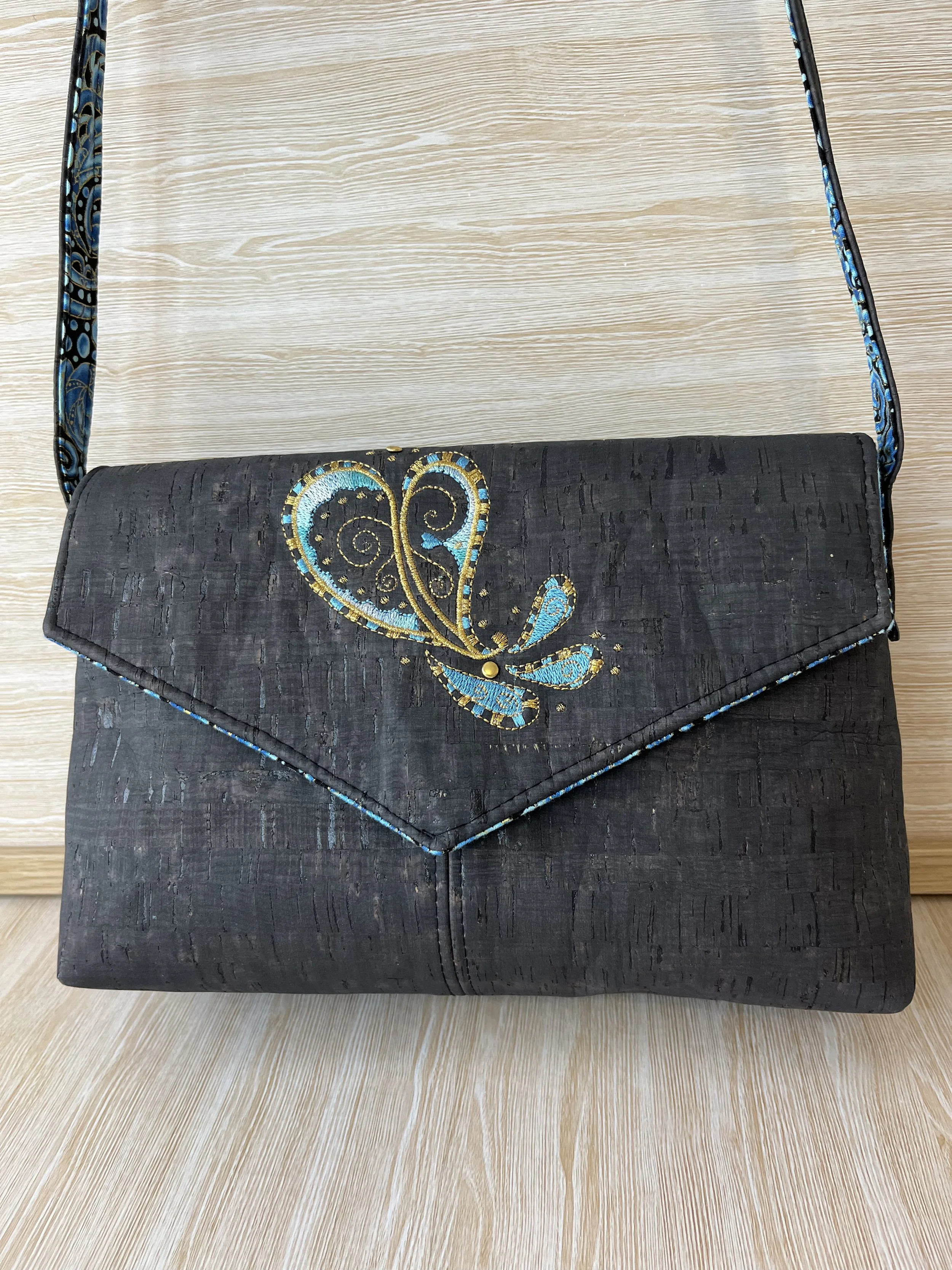 Harley embroidered bag