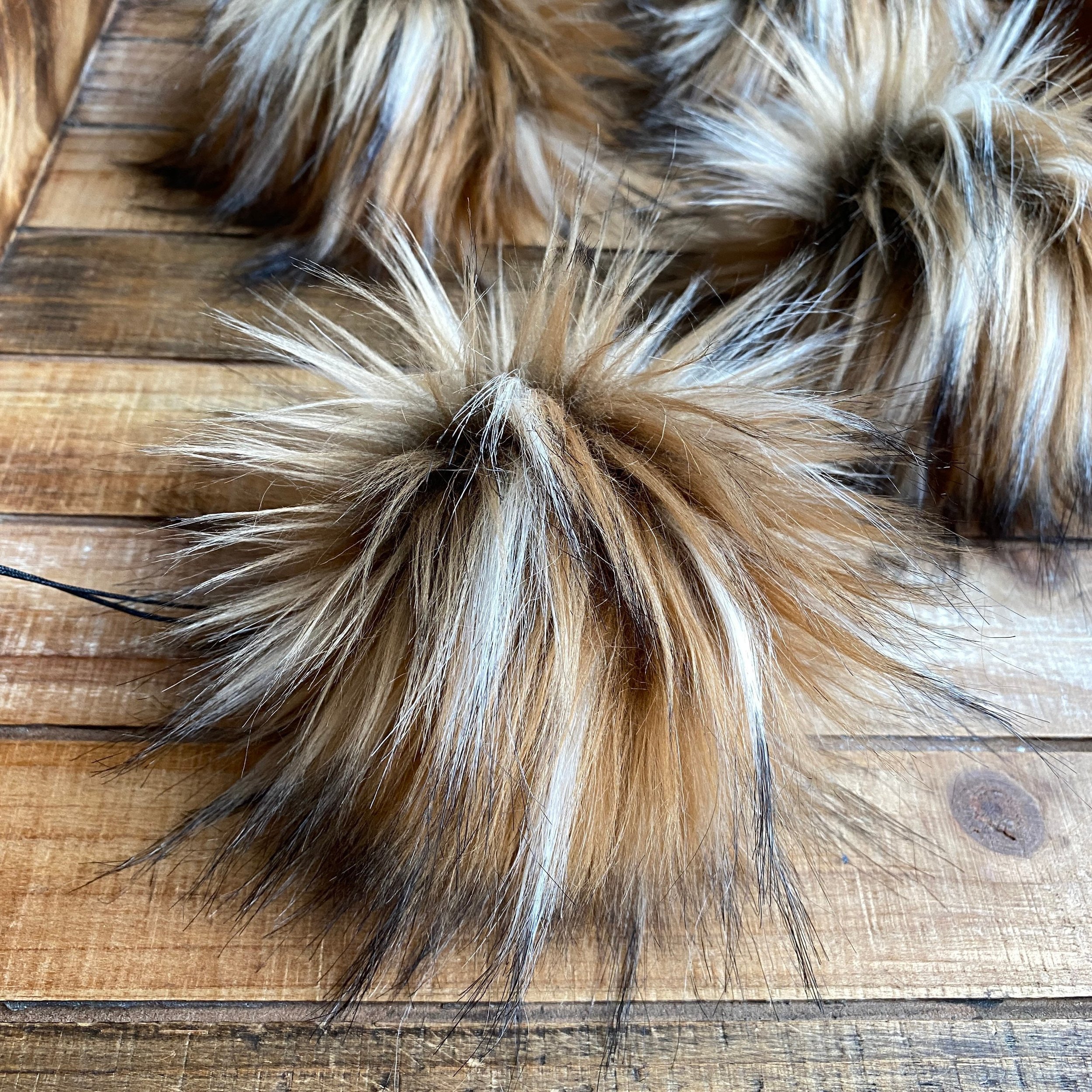 https://i.etsystatic.com/19374697/r/il/17dfc3/2687358946/il_fullxfull.2687358946_31oq.jpg