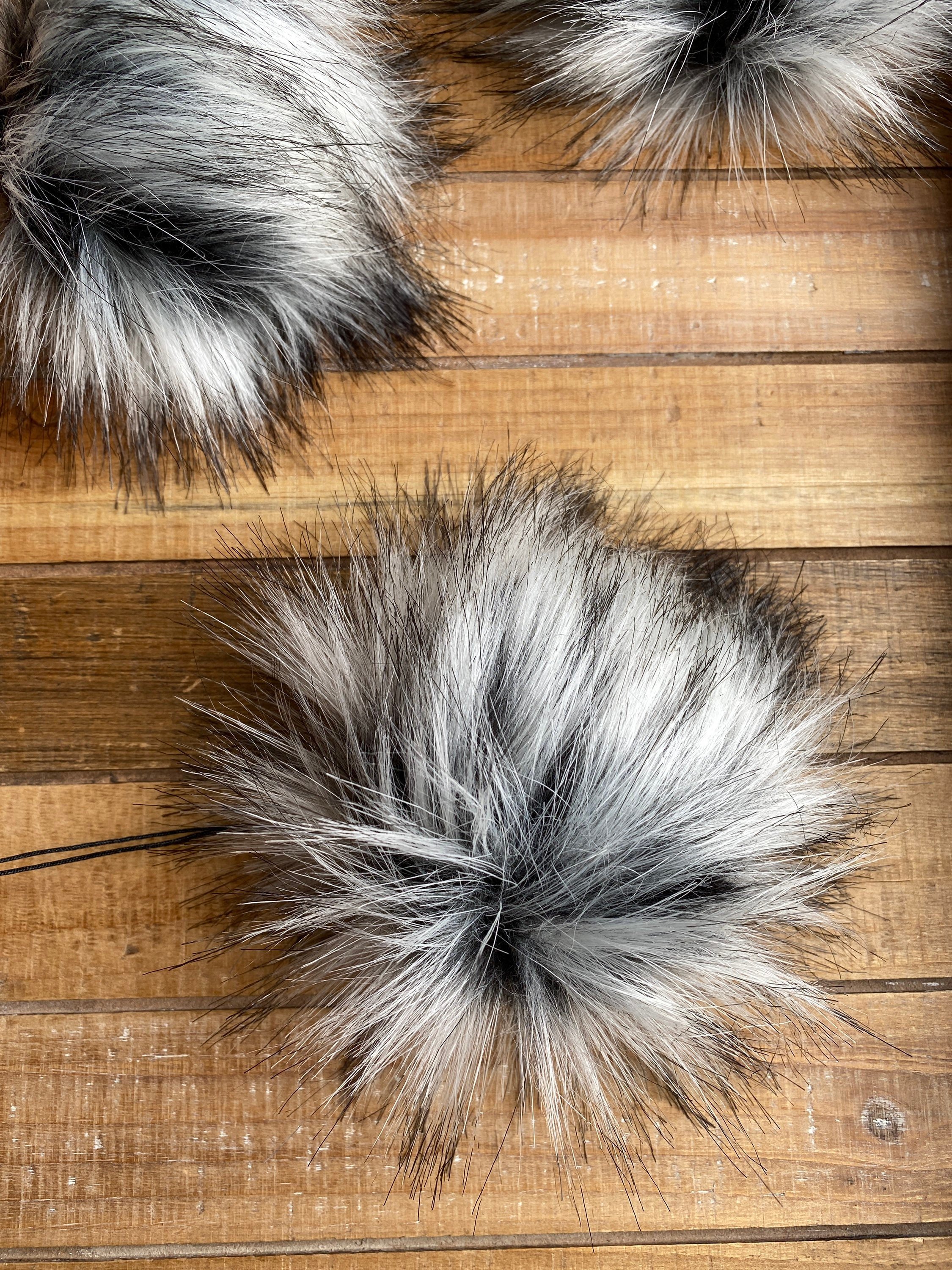 https://i.etsystatic.com/19374697/r/il/590284/2943449167/il_fullxfull.2943449167_2nyo.jpg