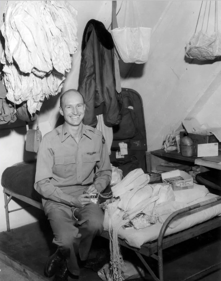 WWII photo of Gail Halvorsen