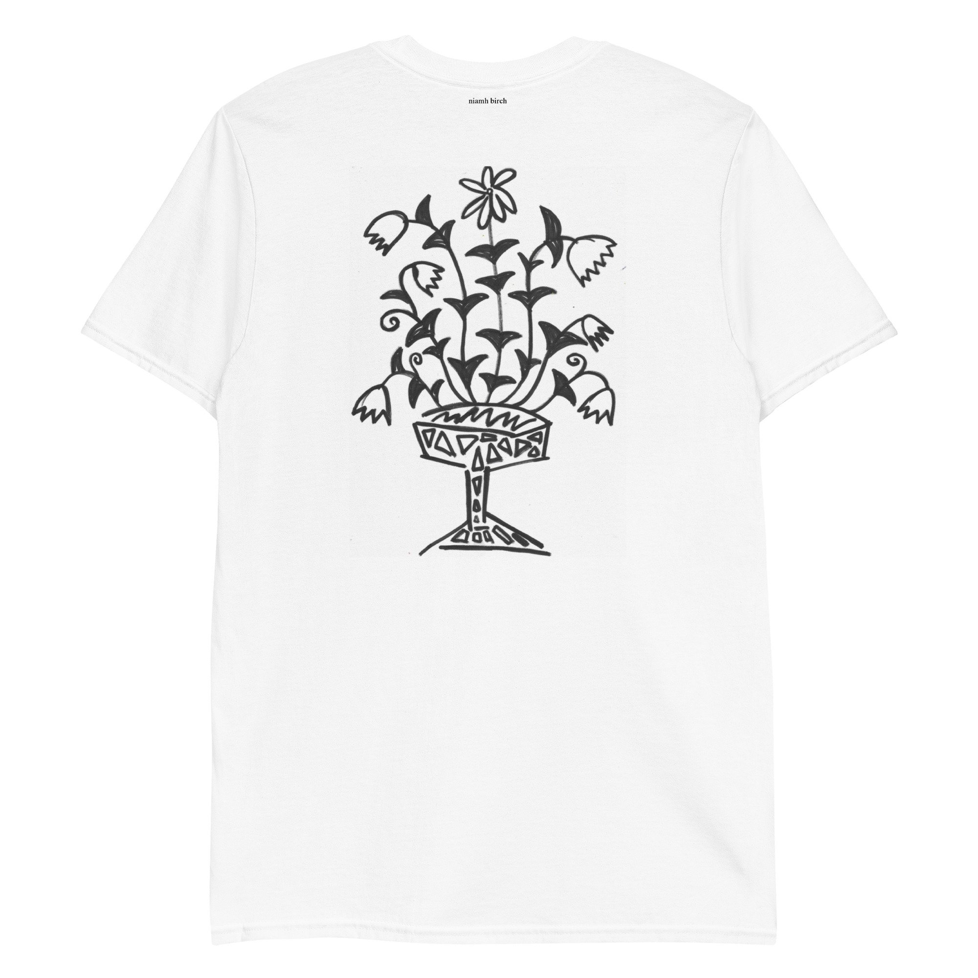 Descoverartists T-shirt x Niamh Birch