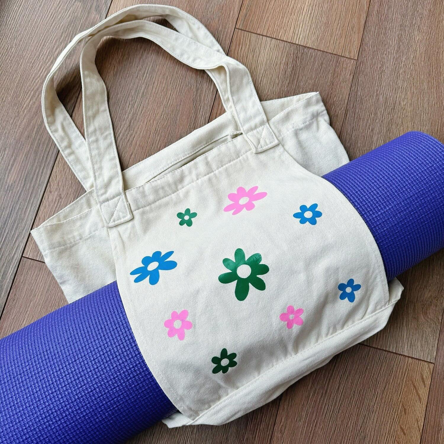 There&rsquo;s only one exercise mat tote bag left in stock and they won&rsquo;t be restocked! Will you be the lucky person to grab the last one? 🌸