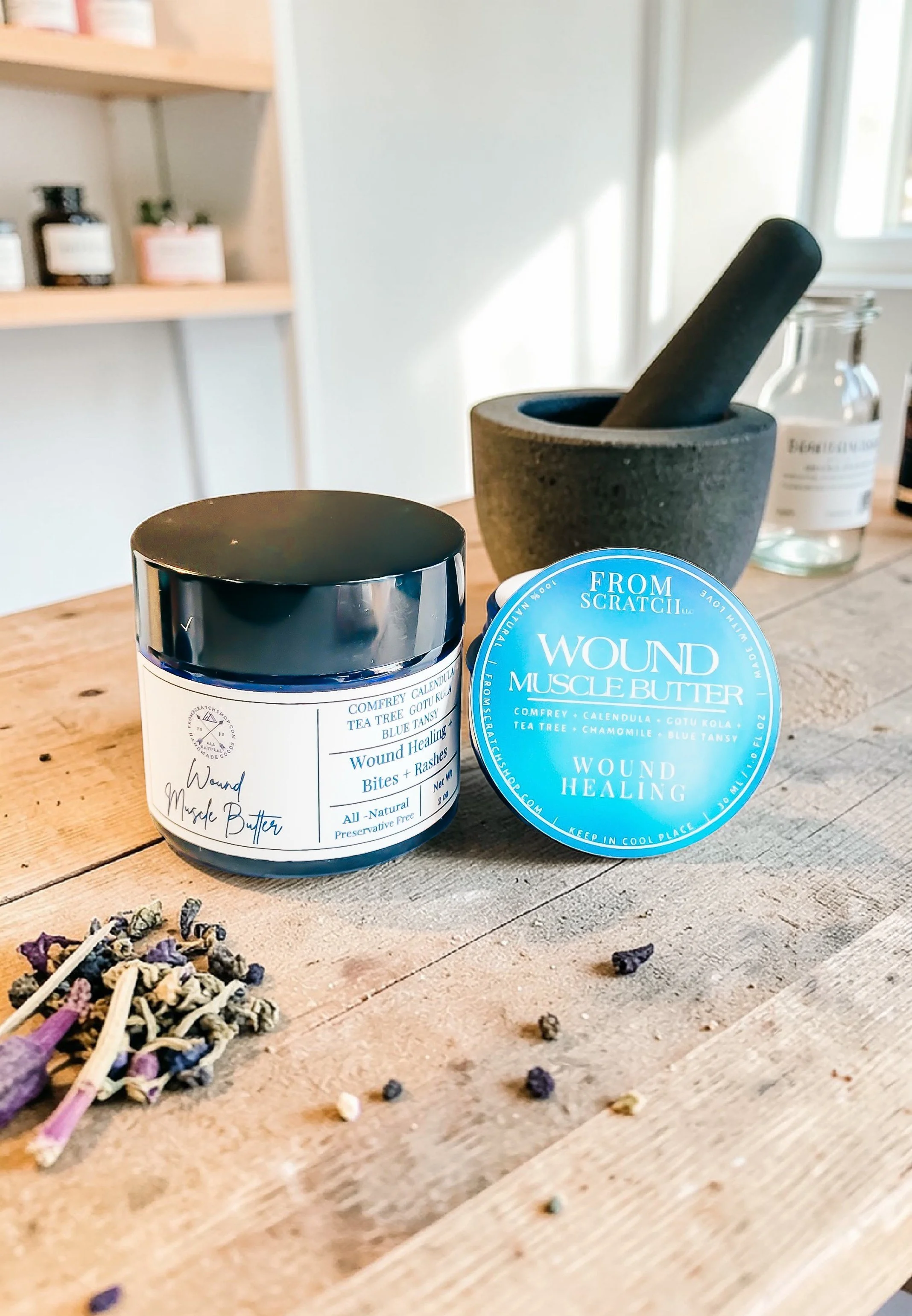 Wound healing muscle butter with comfrey and calendula