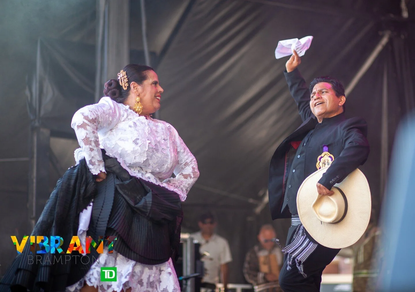 We had an awesome time with everyone that came out to see the marvellous live shows at Vibrant Brampton! Here&rsquo;s a shot of Asi Es Mi Tierra Peru by Vibrant Brampton &amp; presented by @td_canada! 🎉🎉

Photography by: Boss Culture &amp; @creator