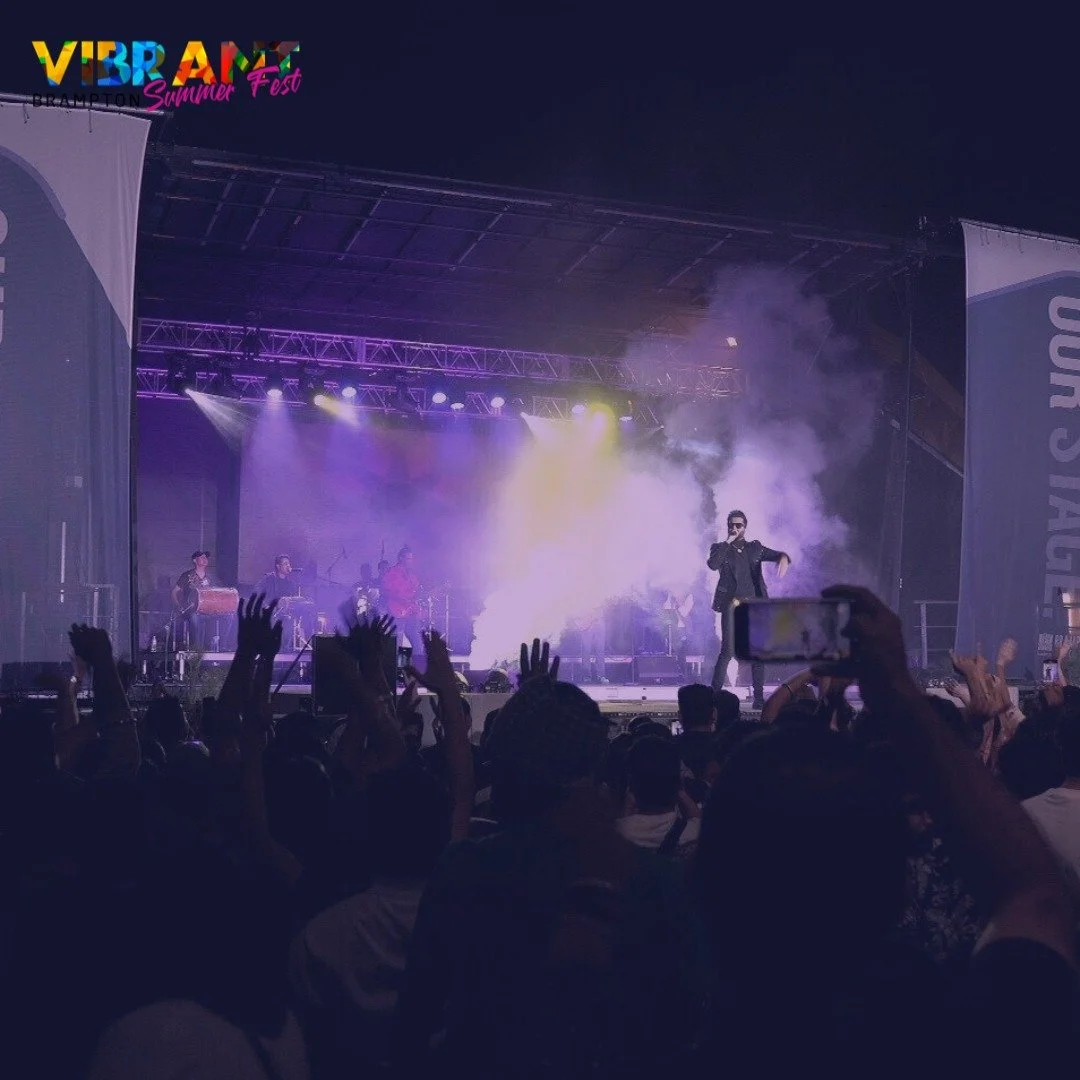 🎤 #TBT to 2023: Falak Shabbir on fire at Vibrant Brampton! 🔥
Unforgettable vibes, epic energy, pure magic! 🎶

#FalakShabbir #VibrantBrampton #ThrowbackThursday #TBTVibes #DesiMusic #SouthAsianArtists #LiveConcert #FestivalVibes #ConcertMood #EpicN