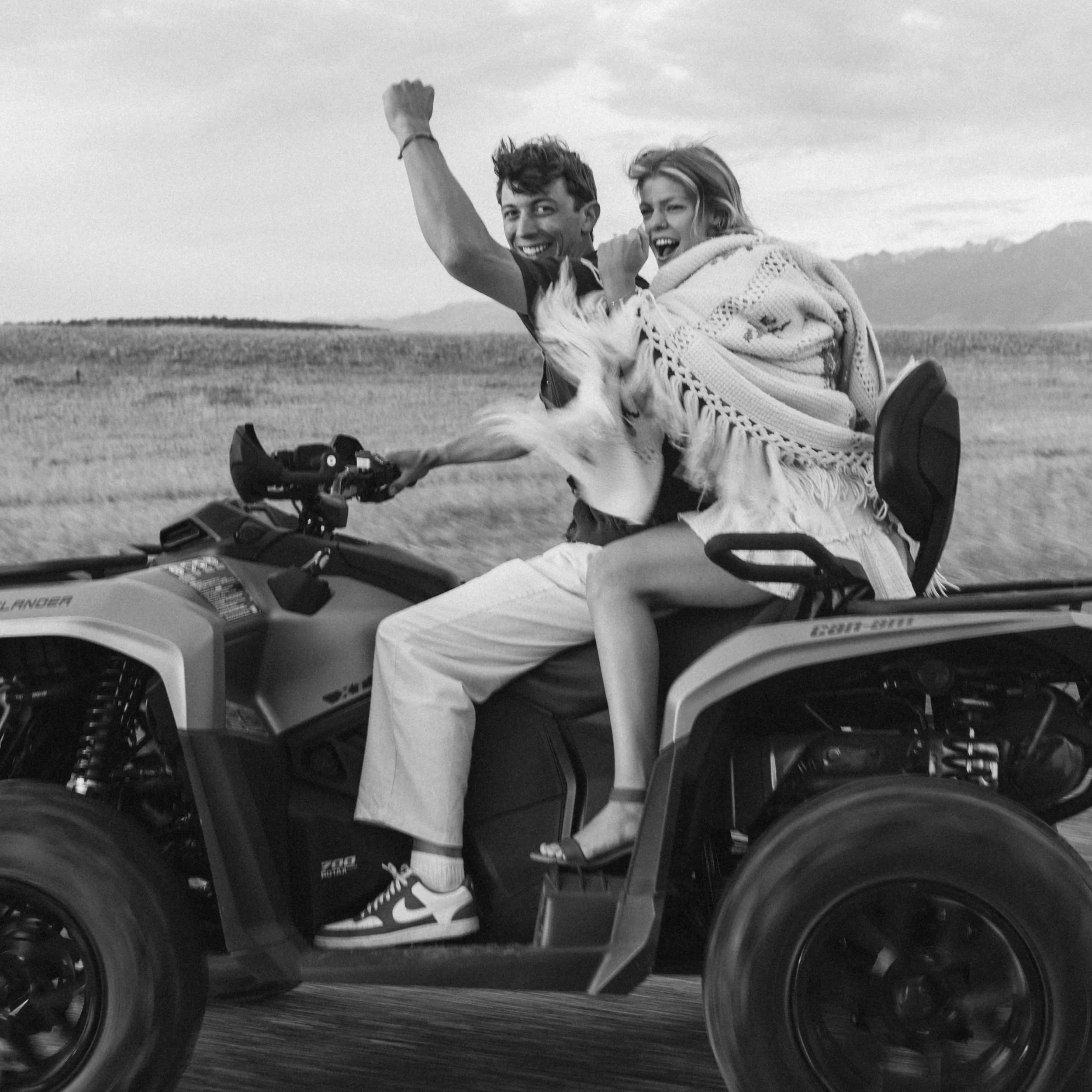 Phoebe&Isaac-engagement-Montana-ErikaPeterson-9336.jpg