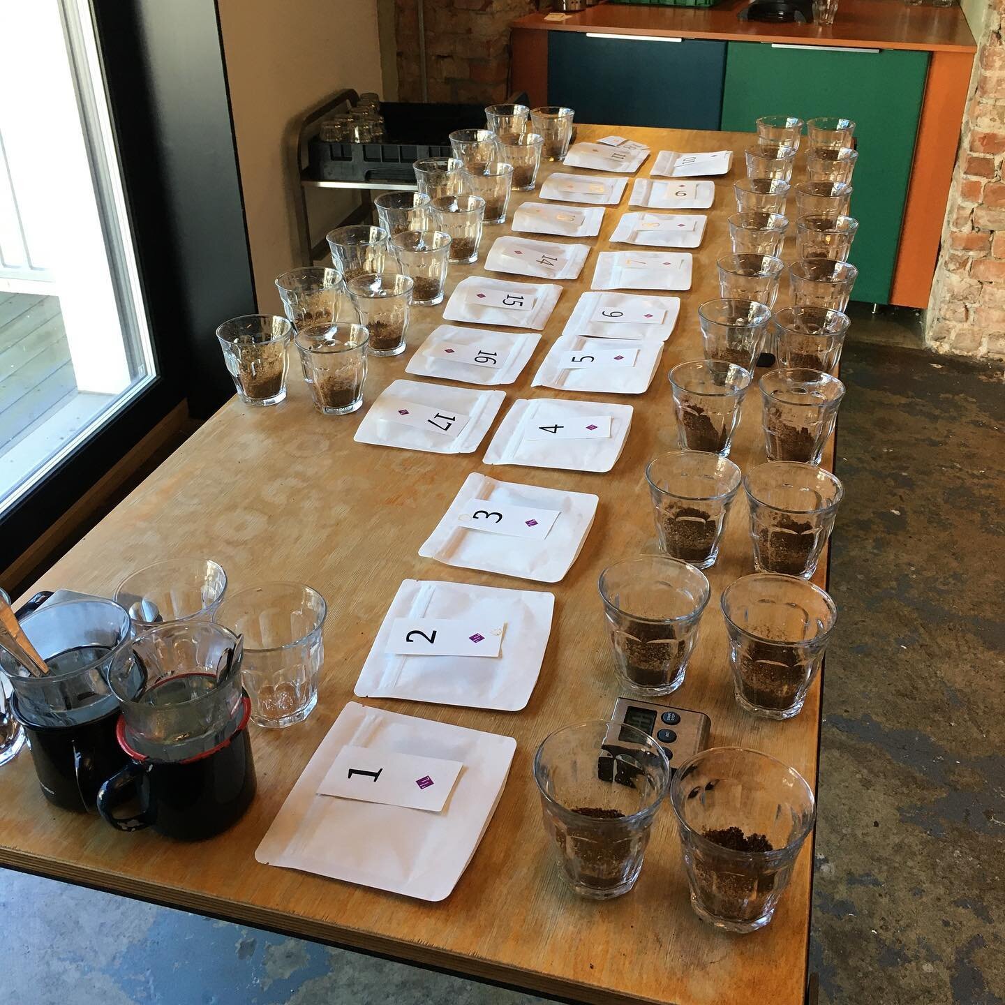 ...had a really nice cupping session with Espen at @nordicapproach  yesterday. Great service, friendly people... #cupping #specialtycoffee #nordicapproach #polarbearcoffeeroasters #greatservice #flexibility