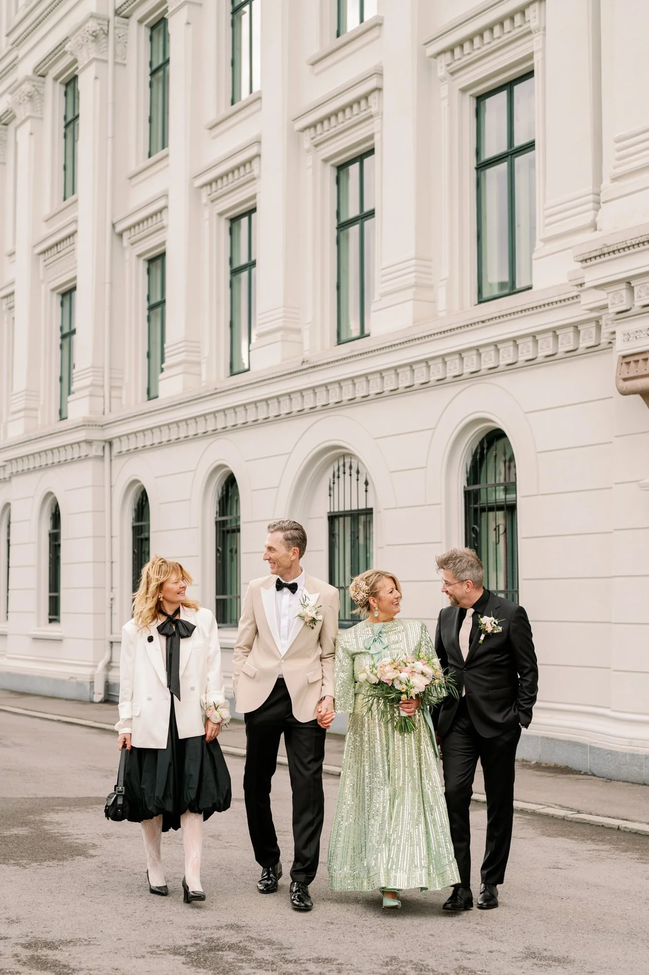 TinaRekdal_Bryllupsfotografering_NedreFossGaard_Rådhuset (129).JPG