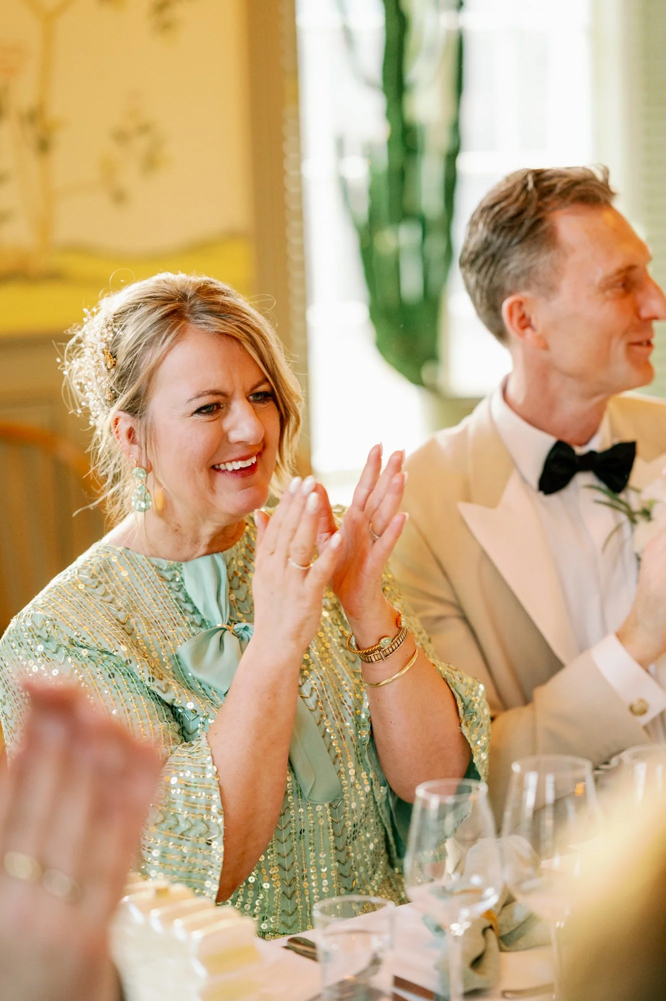 TinaRekdal_Bryllupsfotografering_NedreFossGaard_Rådhuset (188).JPG