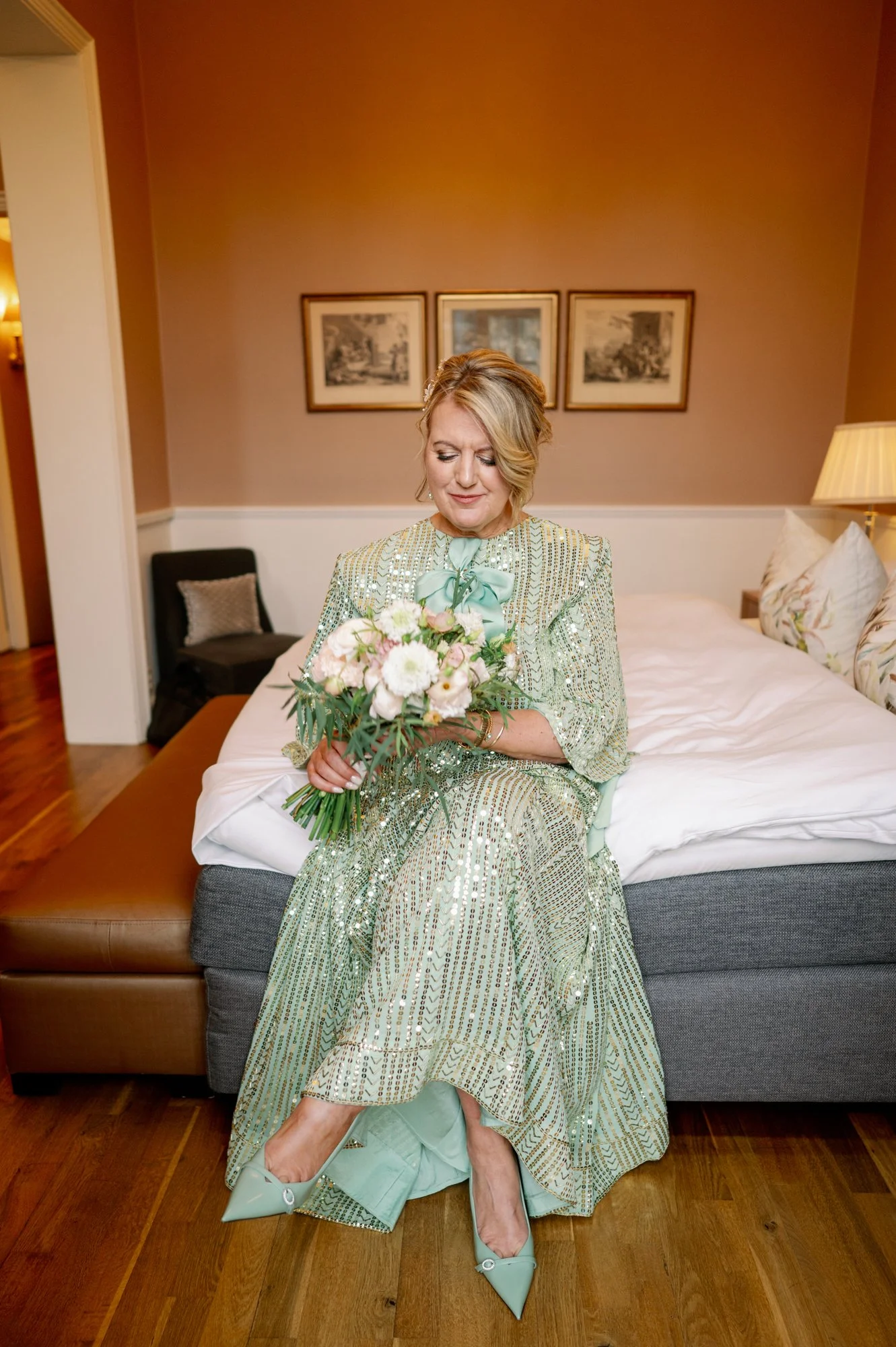 TinaRekdal_Bryllupsfotografering_NedreFossGaard_Rådhuset (15).JPG