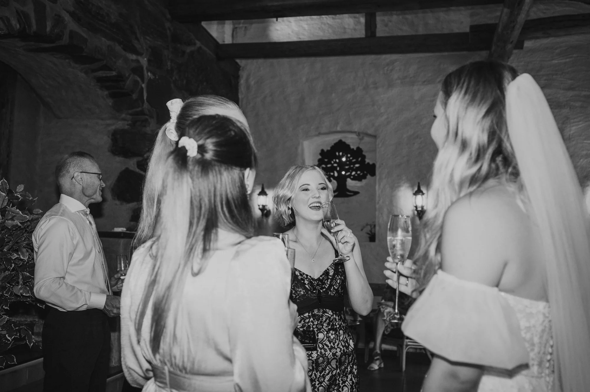 TinaRekdal_Bryllupsfotografering_Druidegarden_Moss (114).JPG