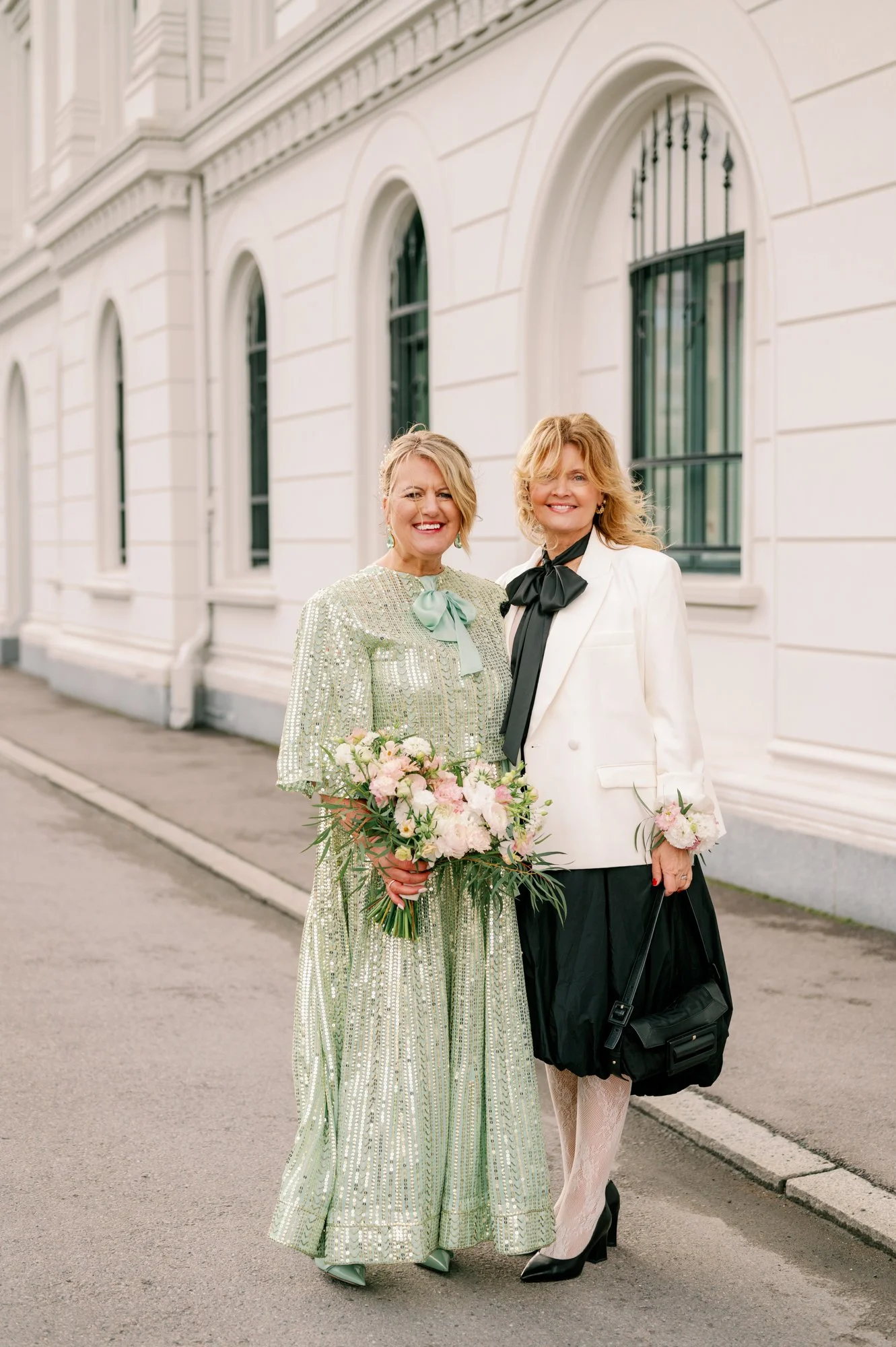 TinaRekdal_Bryllupsfotografering_NedreFossGaard_Rådhuset (130).JPG