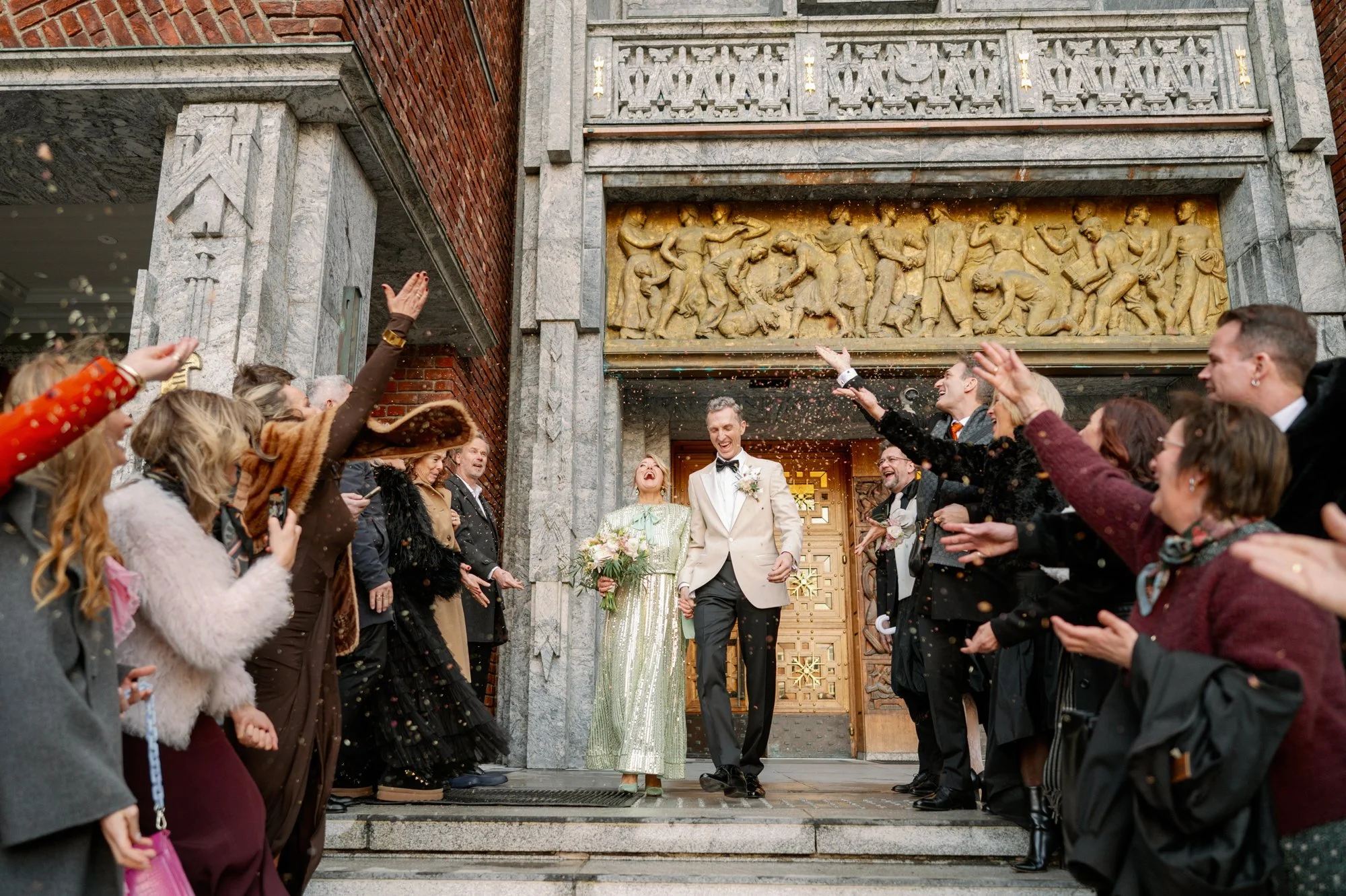 TinaRekdal_Bryllupsfotografering_NedreFossGaard_Rådhuset (108).JPG