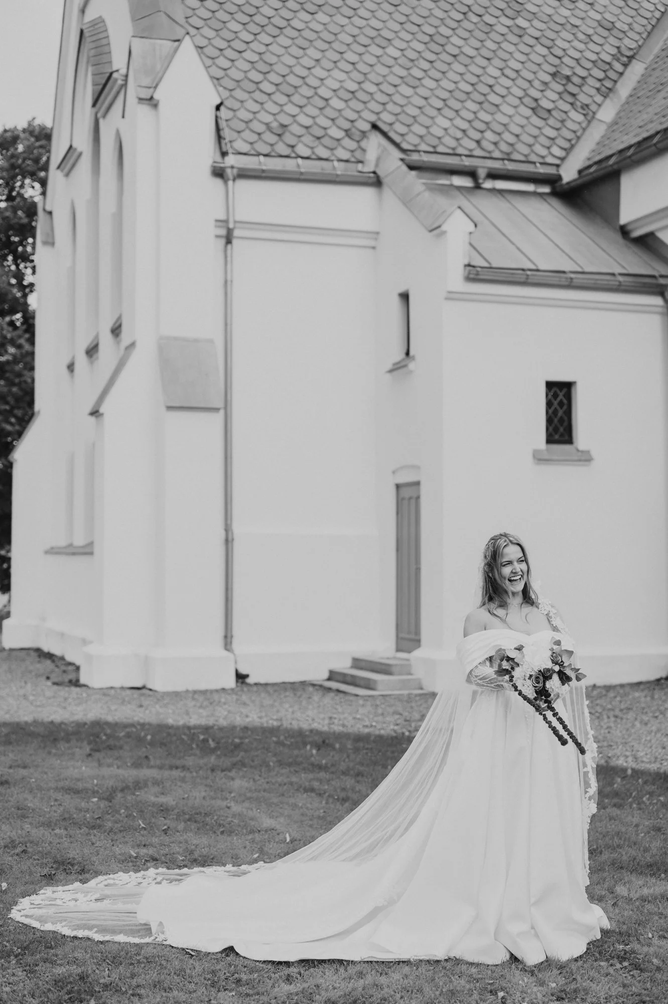 TinaRekdal_Bryllupsfotograf_VillaNore (79).JPG