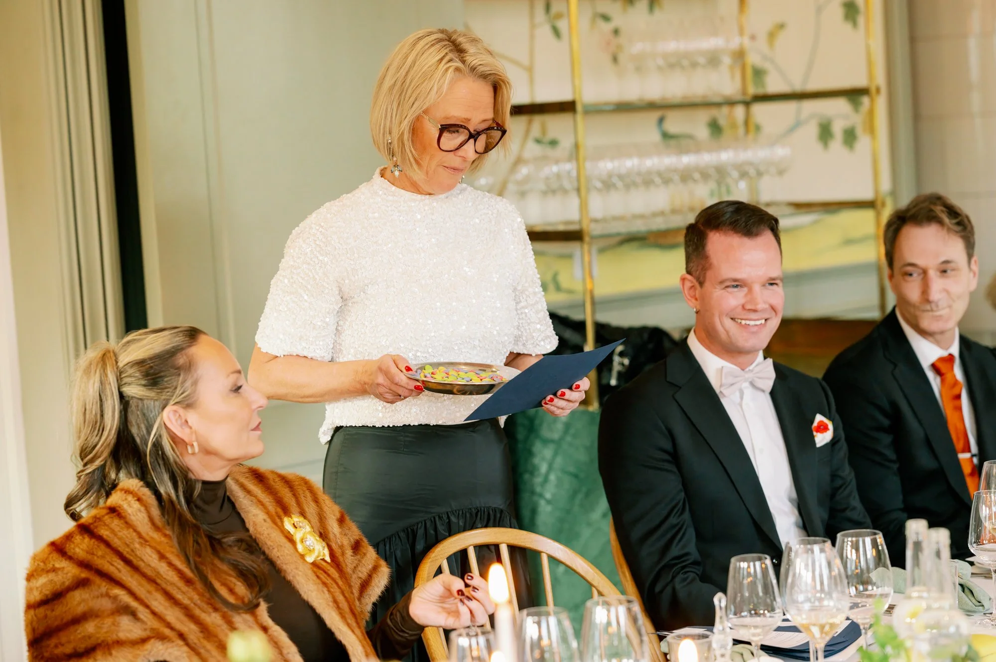 TinaRekdal_Bryllupsfotografering_NedreFossGaard_Rådhuset (176).JPG