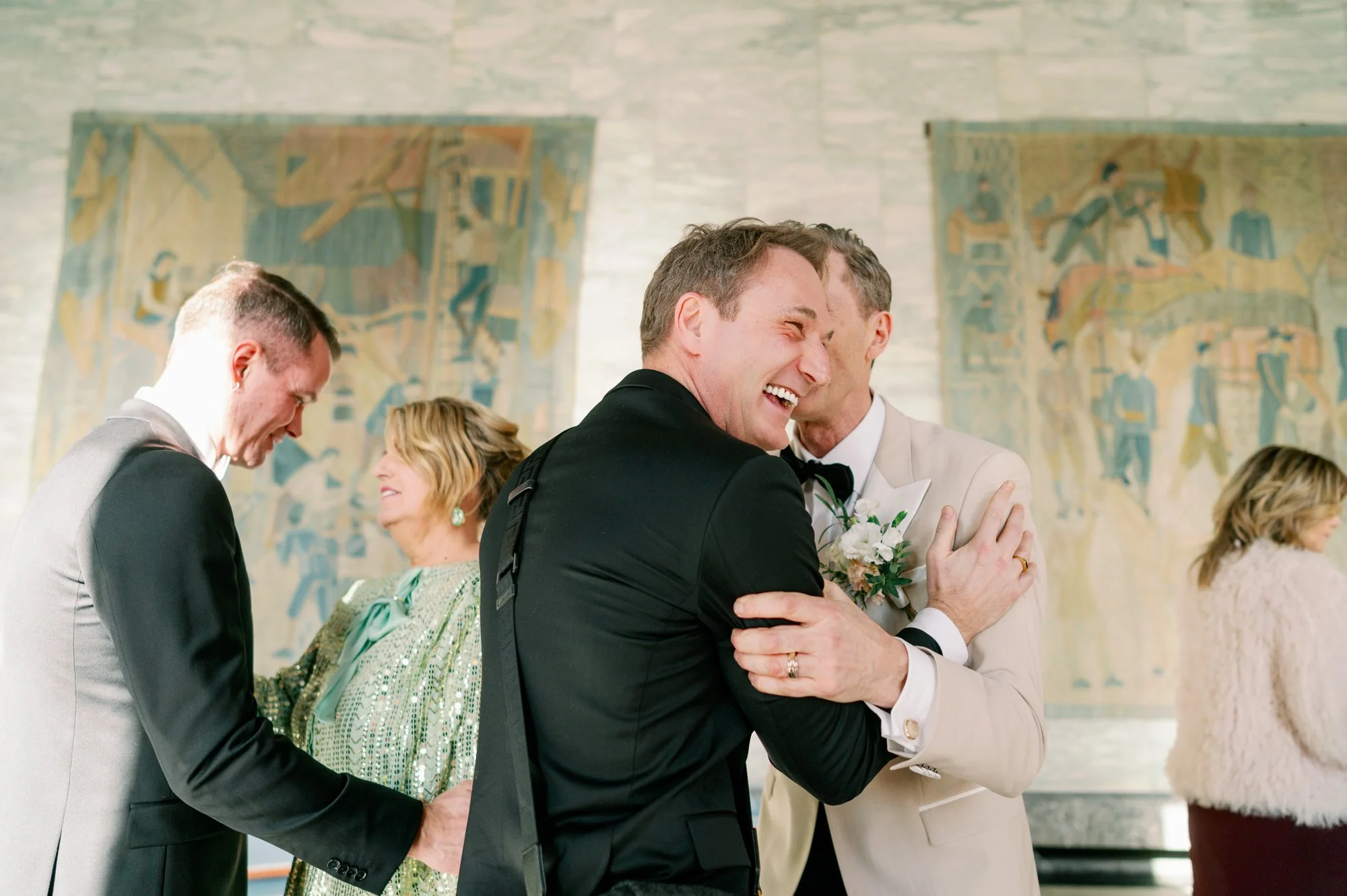 TinaRekdal_Bryllupsfotografering_NedreFossGaard_Rådhuset (106).JPG