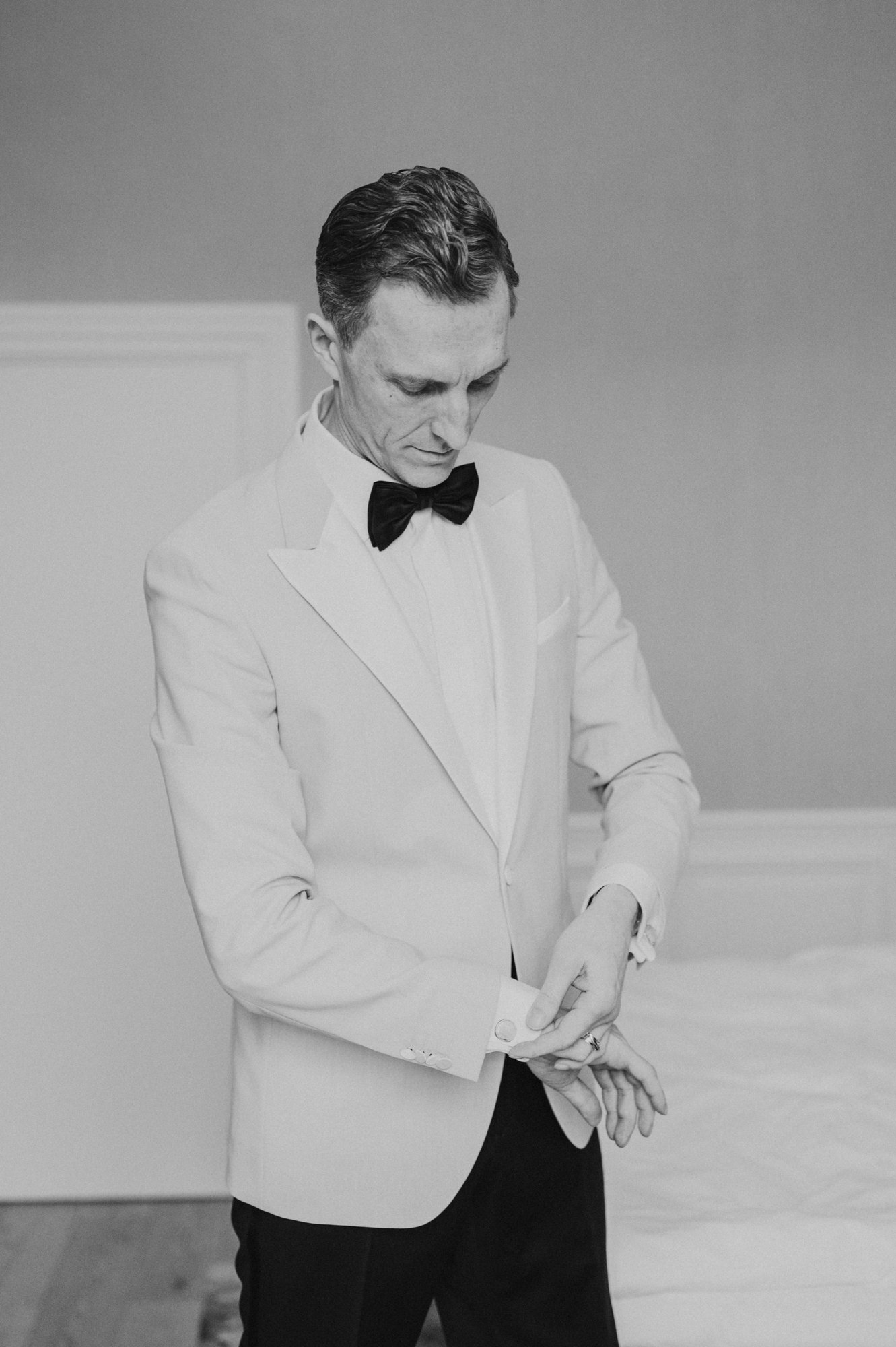 TinaRekdal_Bryllupsfotografering_NedreFossGaard_Rådhuset (2).JPG