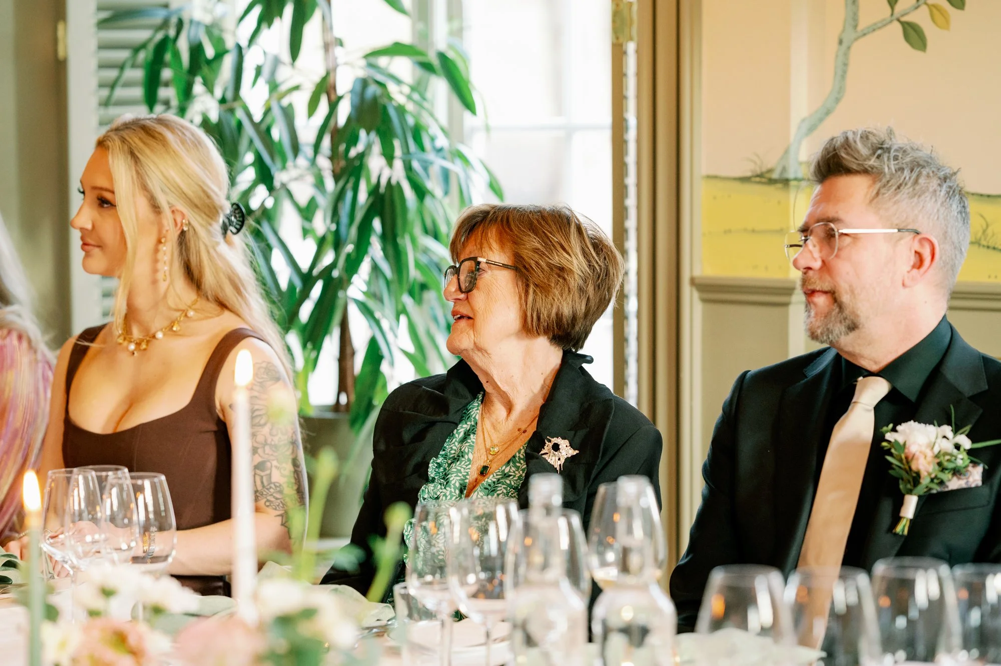 TinaRekdal_Bryllupsfotografering_NedreFossGaard_Rådhuset (175).JPG