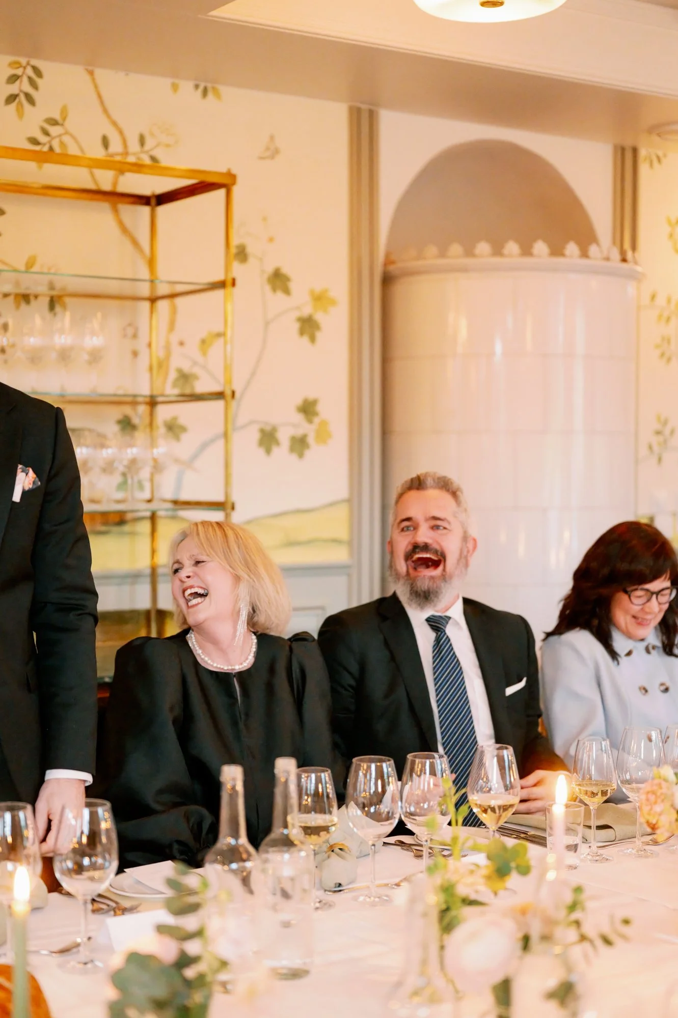 TinaRekdal_Bryllupsfotografering_NedreFossGaard_Rådhuset (204).JPG