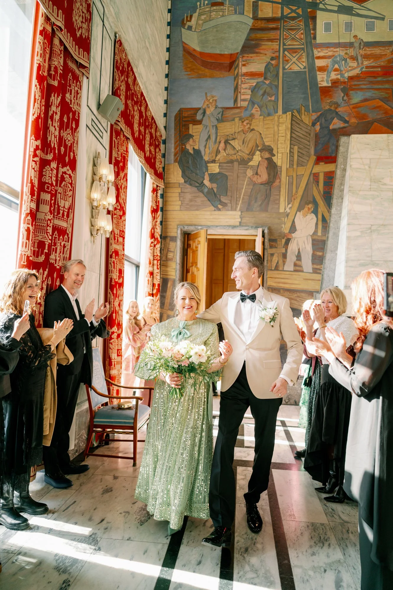 TinaRekdal_Bryllupsfotografering_NedreFossGaard_Rådhuset (95).JPG