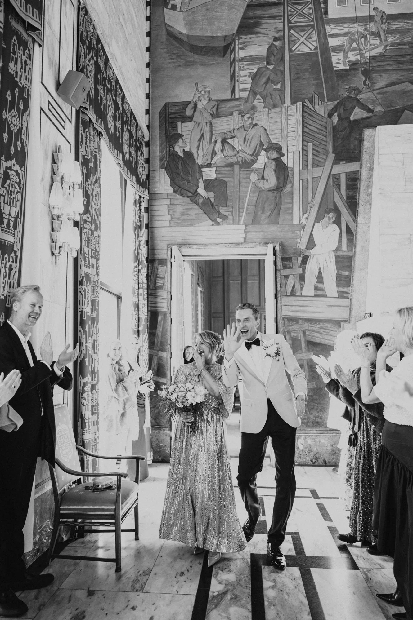 TinaRekdal_Bryllupsfotografering_NedreFossGaard_Rådhuset (94).JPG