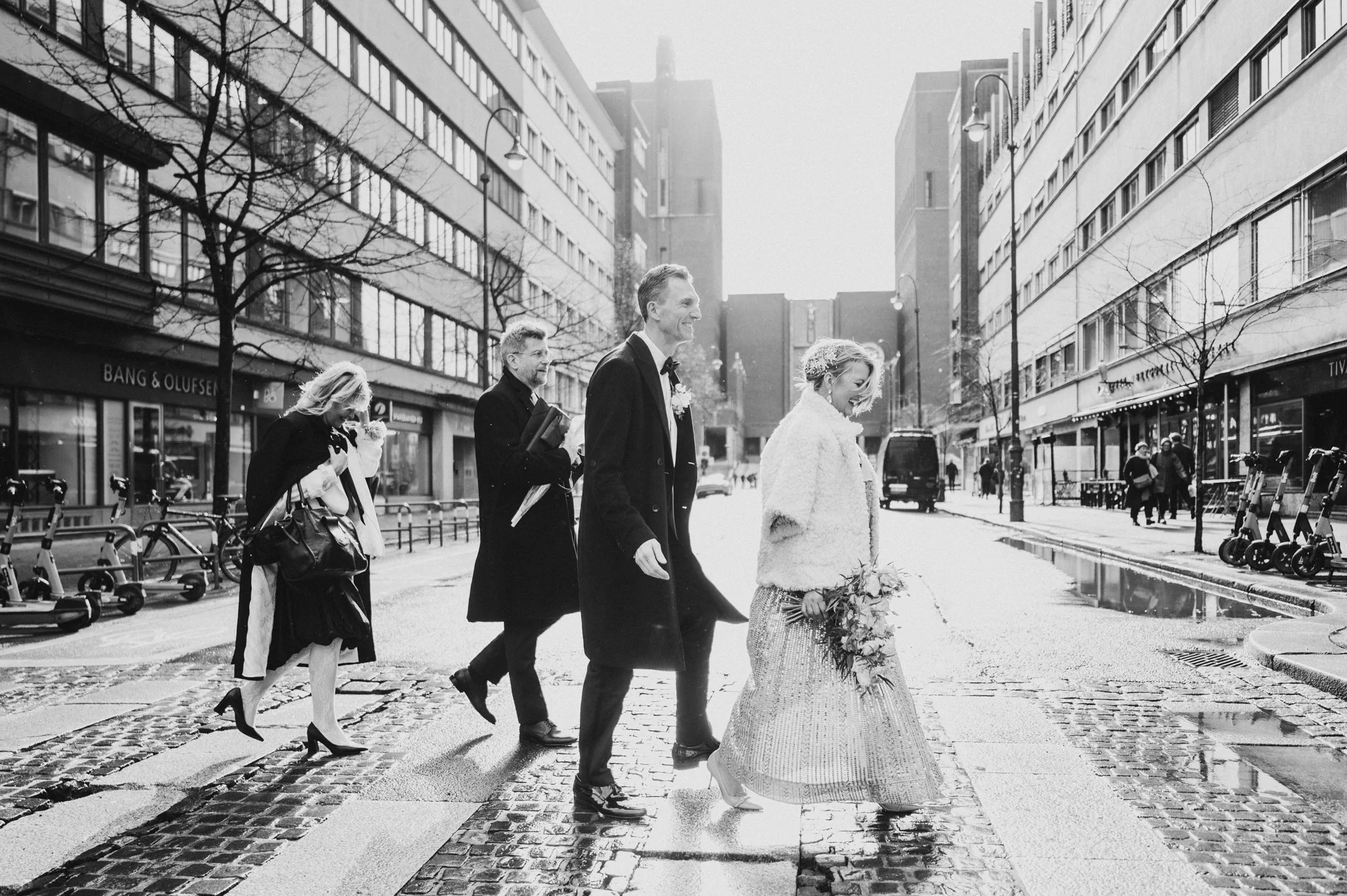 TinaRekdal_Bryllupsfotografering_NedreFossGaard_Rådhuset (49).JPG