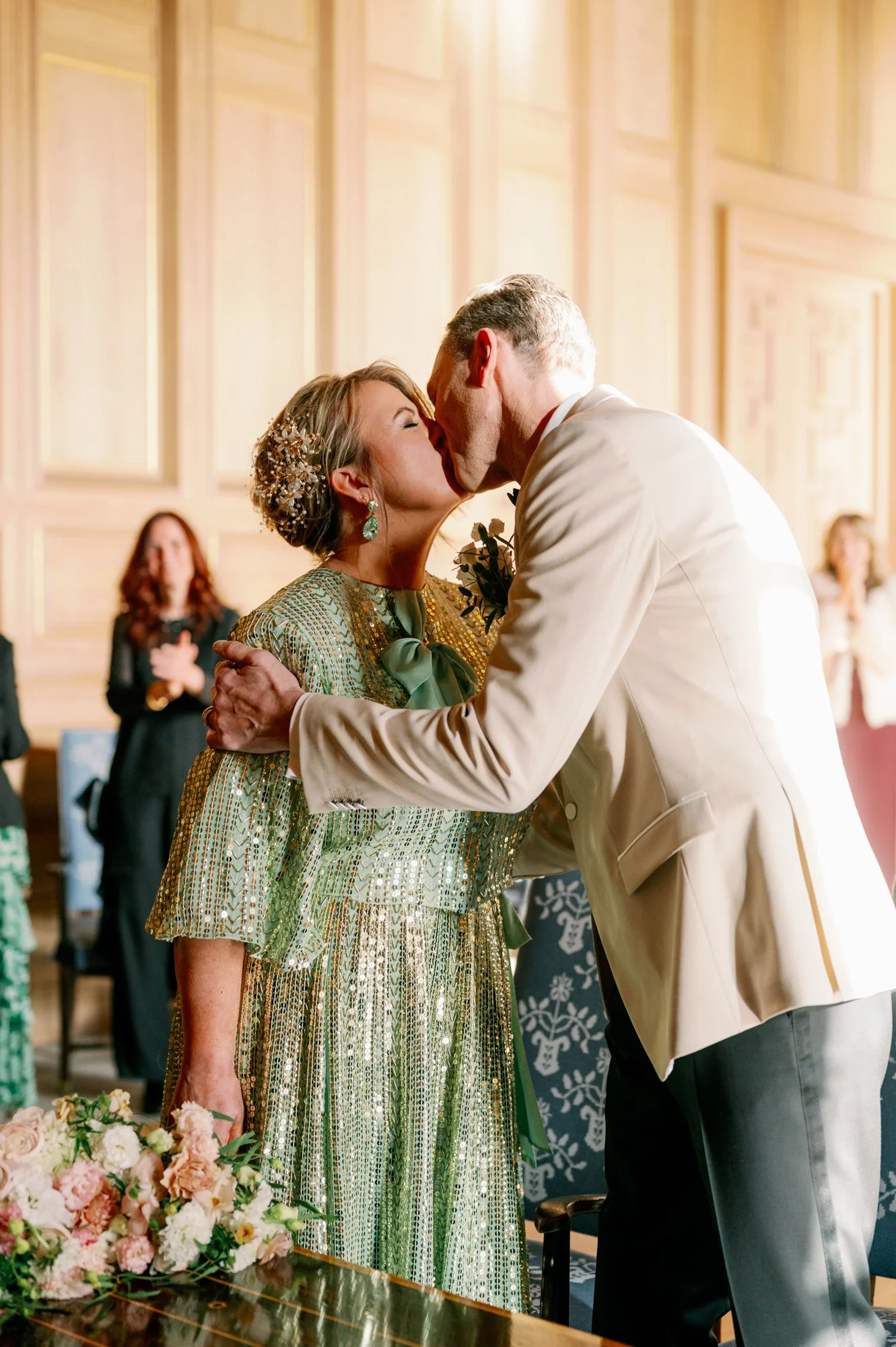 TinaRekdal_Bryllupsfotografering_NedreFossGaard_Rådhuset (73).JPG